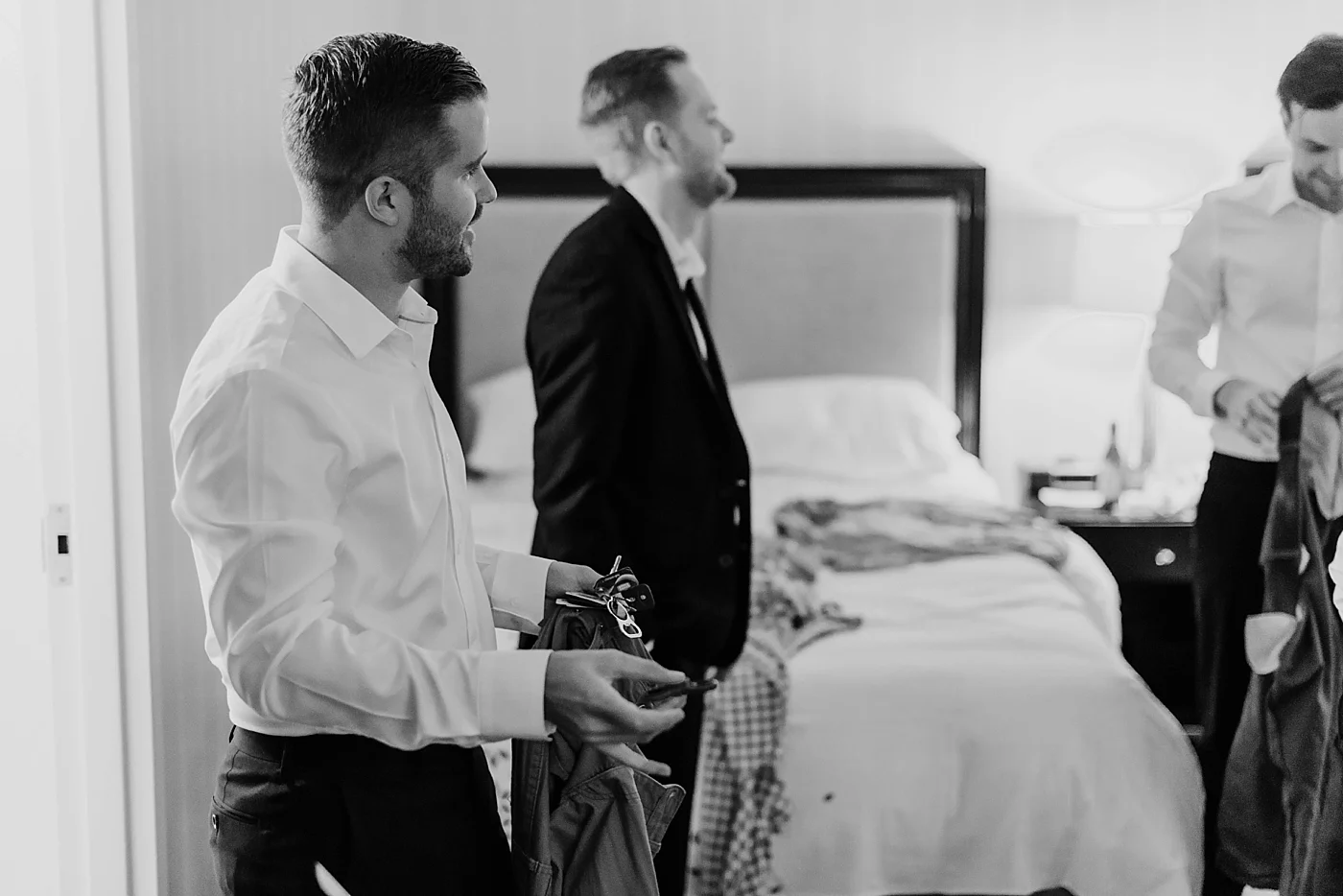 Woodland-Theater-Wedding-Molly+Ryan_MJPHOTO-29.jpg