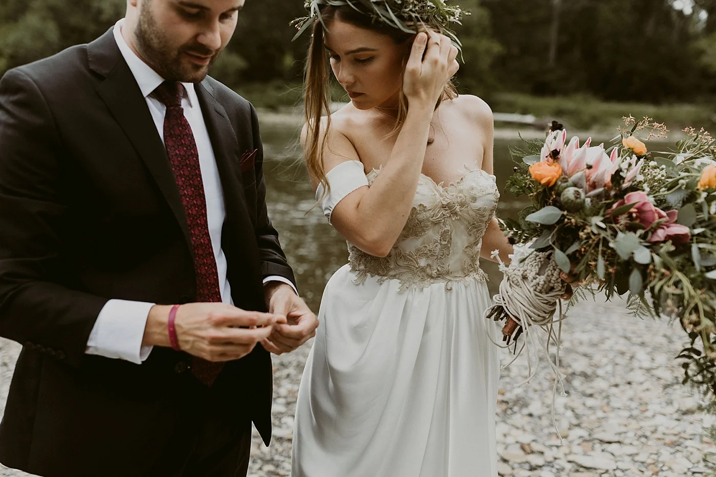 Woodland-Theater-Wedding-Molly+Ryan_MJPHOTO-206.jpg