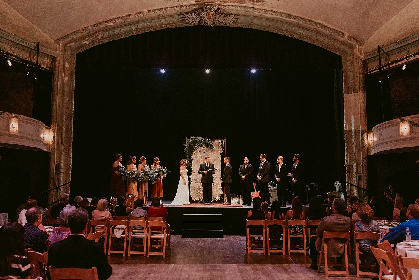 Woodland-Theater-Wedding-Molly+Ryan_MJPHOTO-391.jpg