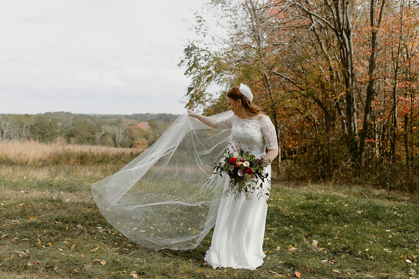 October-Backyard-Wedding_Rachel+Brian_MJPHOTO-316.jpg
