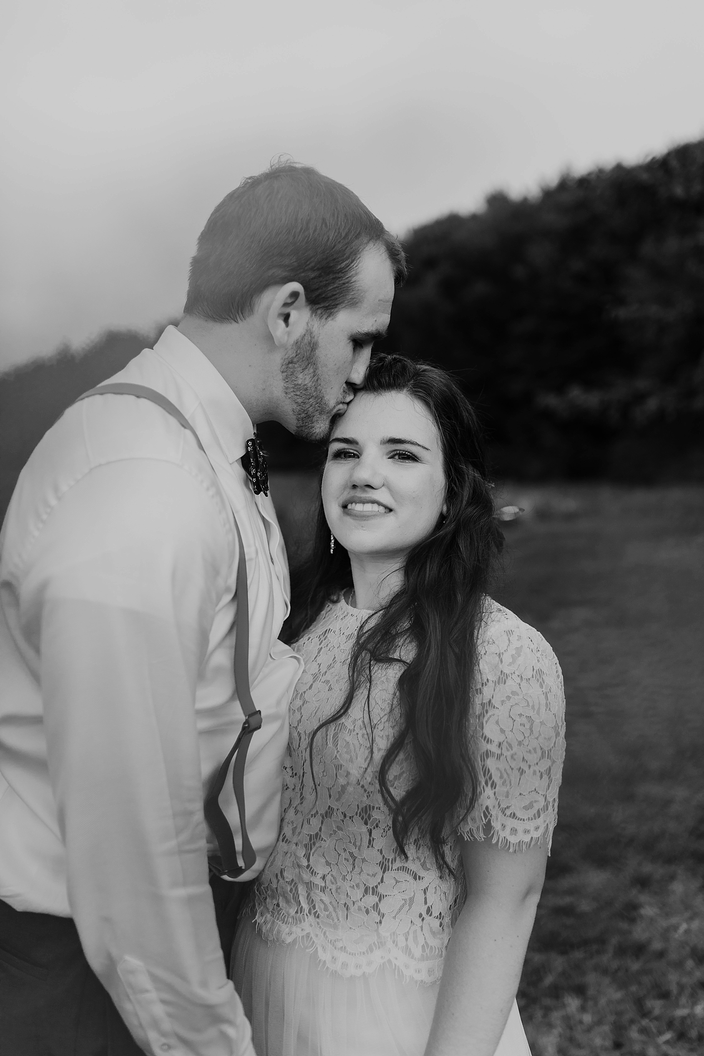 Meadow-Elopement-Ashley+Ben_MJPHOTO2018-246.jpg