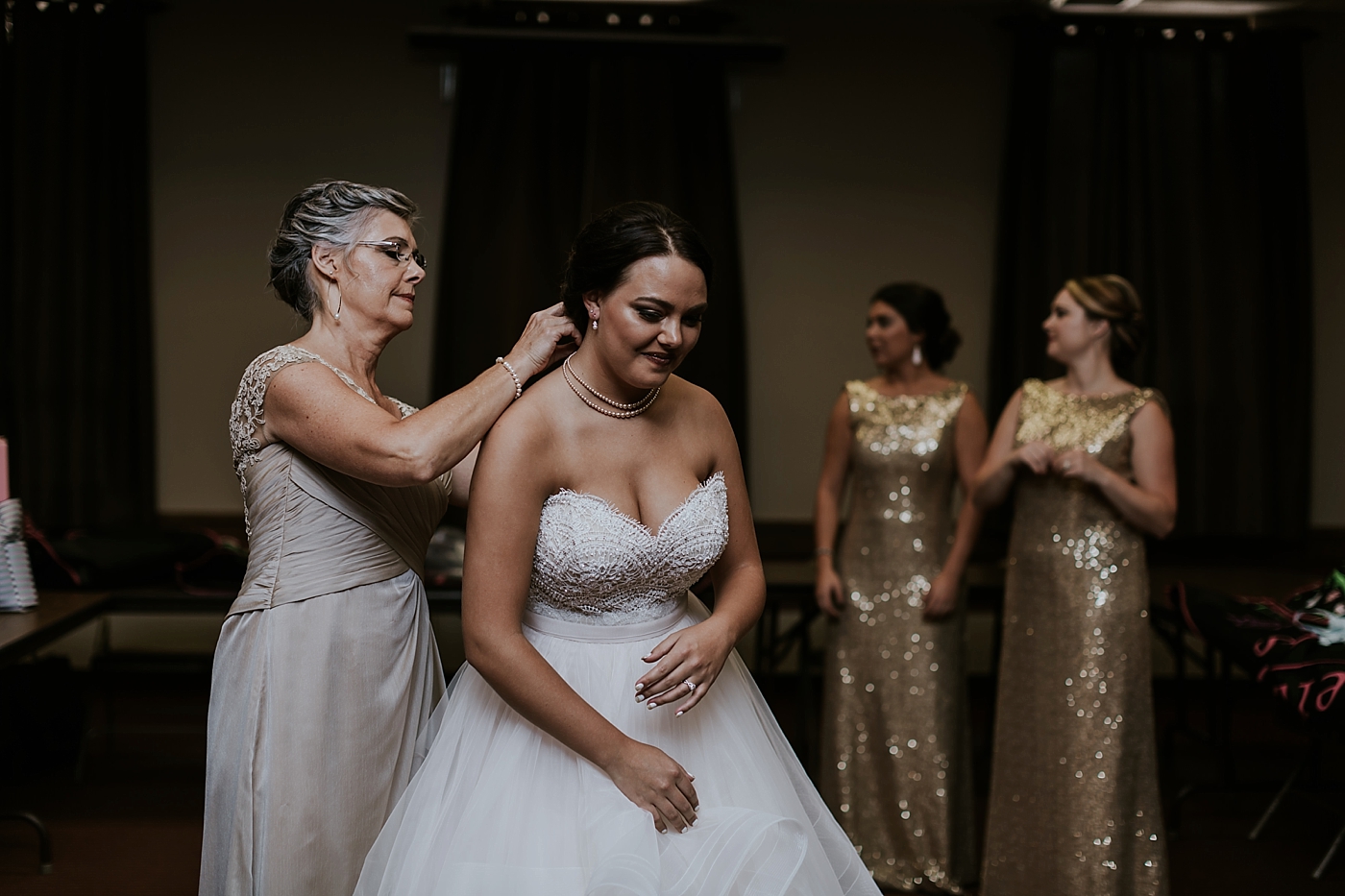 Ohio-Wedding_Kathryn+Devin_MJPHOTO2017-187.jpg