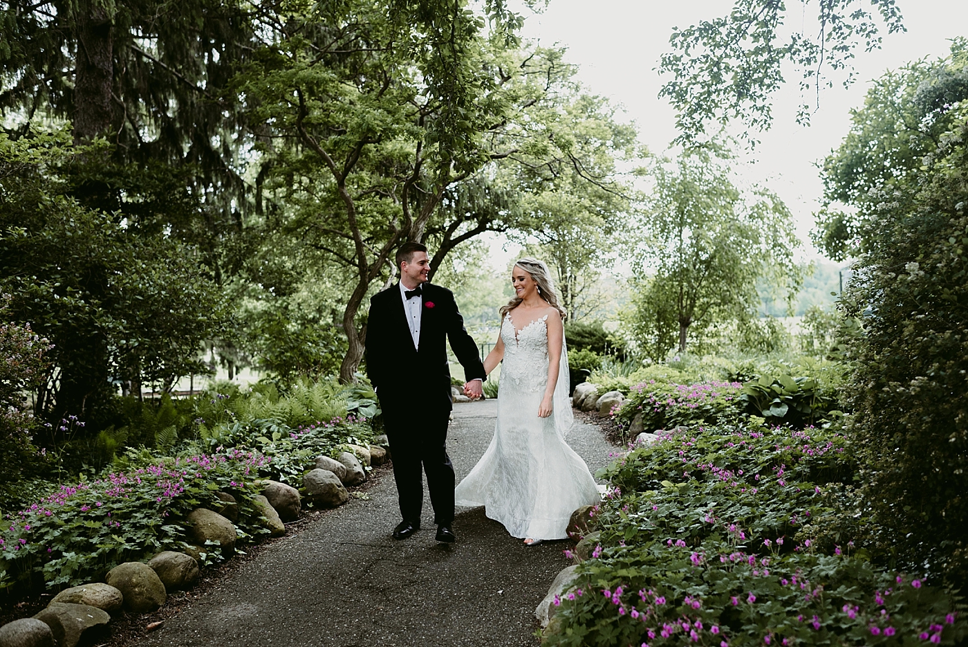 HudsonOhioWedding-Rachel+Eric-TheHeartlandersCollective-AS-58.jpg