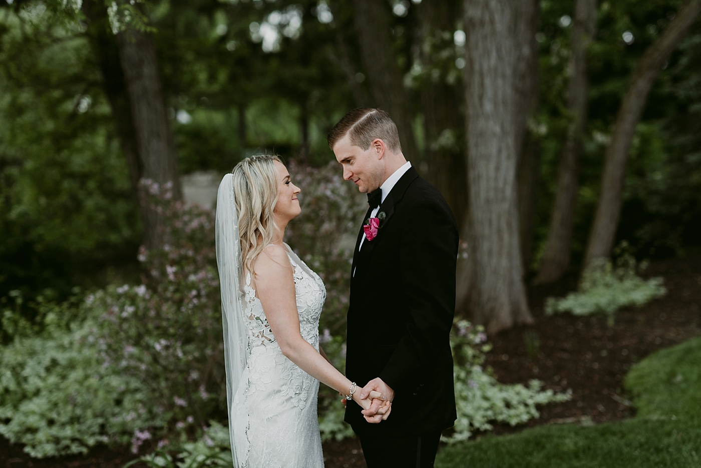 HudsonOhioWedding-Rachel+Eric-TheHeartlandersCollective-AS-63.jpg