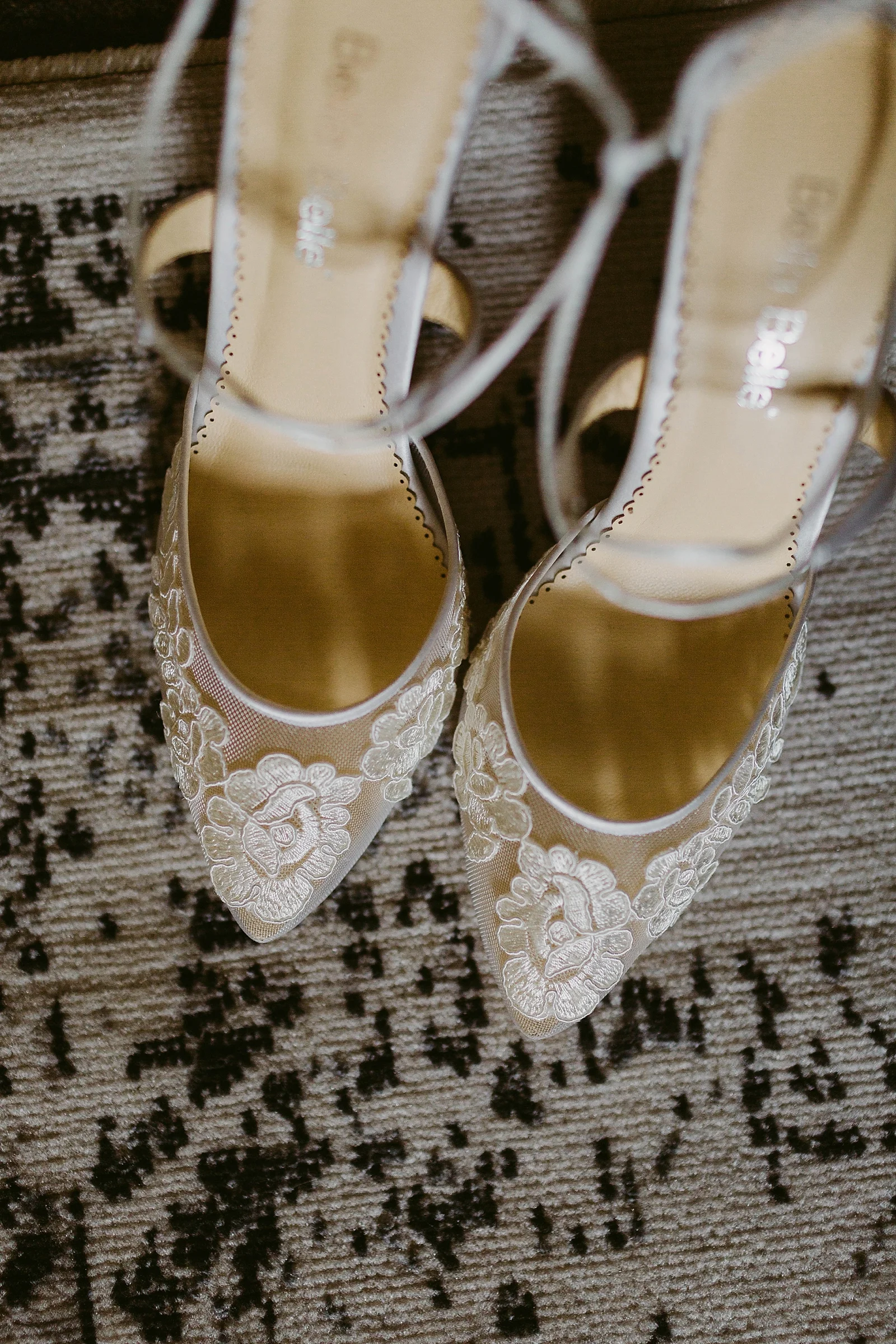 GervasiVineyardWedding-LP-TheHeartlandersCo-JennaLee+Kyle-13.jpg