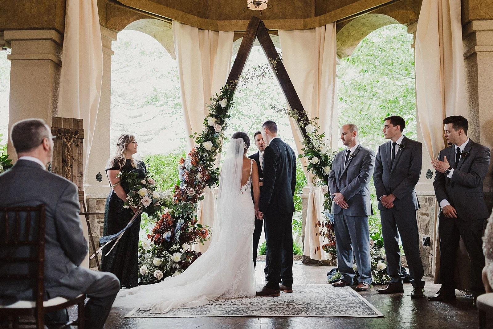 GervasiVineyardWedding-LP-TheHeartlandersCo-JennaLee+Kyle-253.jpg