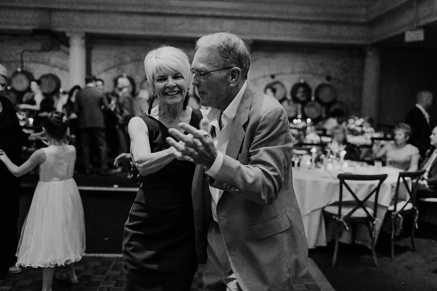 DowntownCLE-CibreroWedding-Kristin+Frank_LP_THEHEARTLANDERSCO-384.jpg