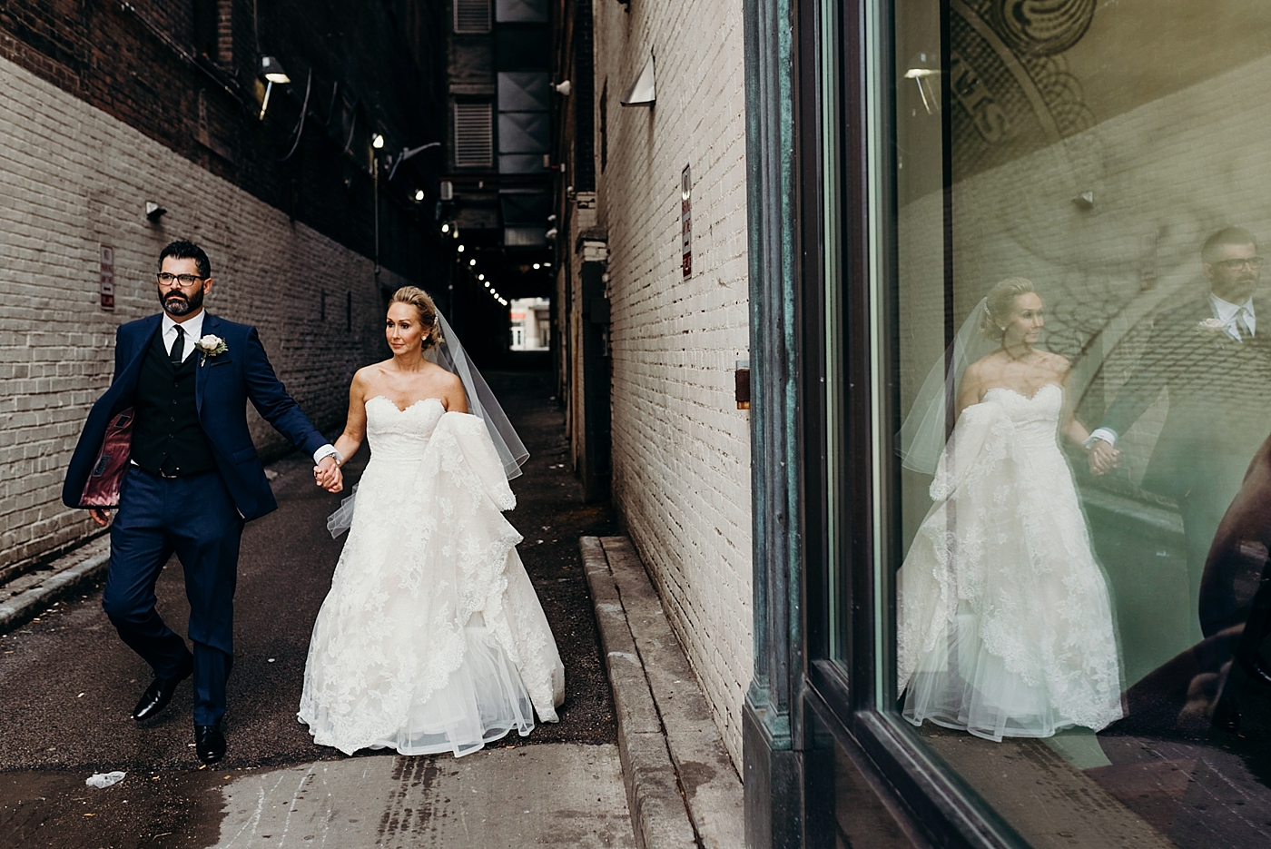 DowntownCLE-CibreroWedding-Kristin+Frank_ME_THEHEARTLANDERSCO-51.jpg