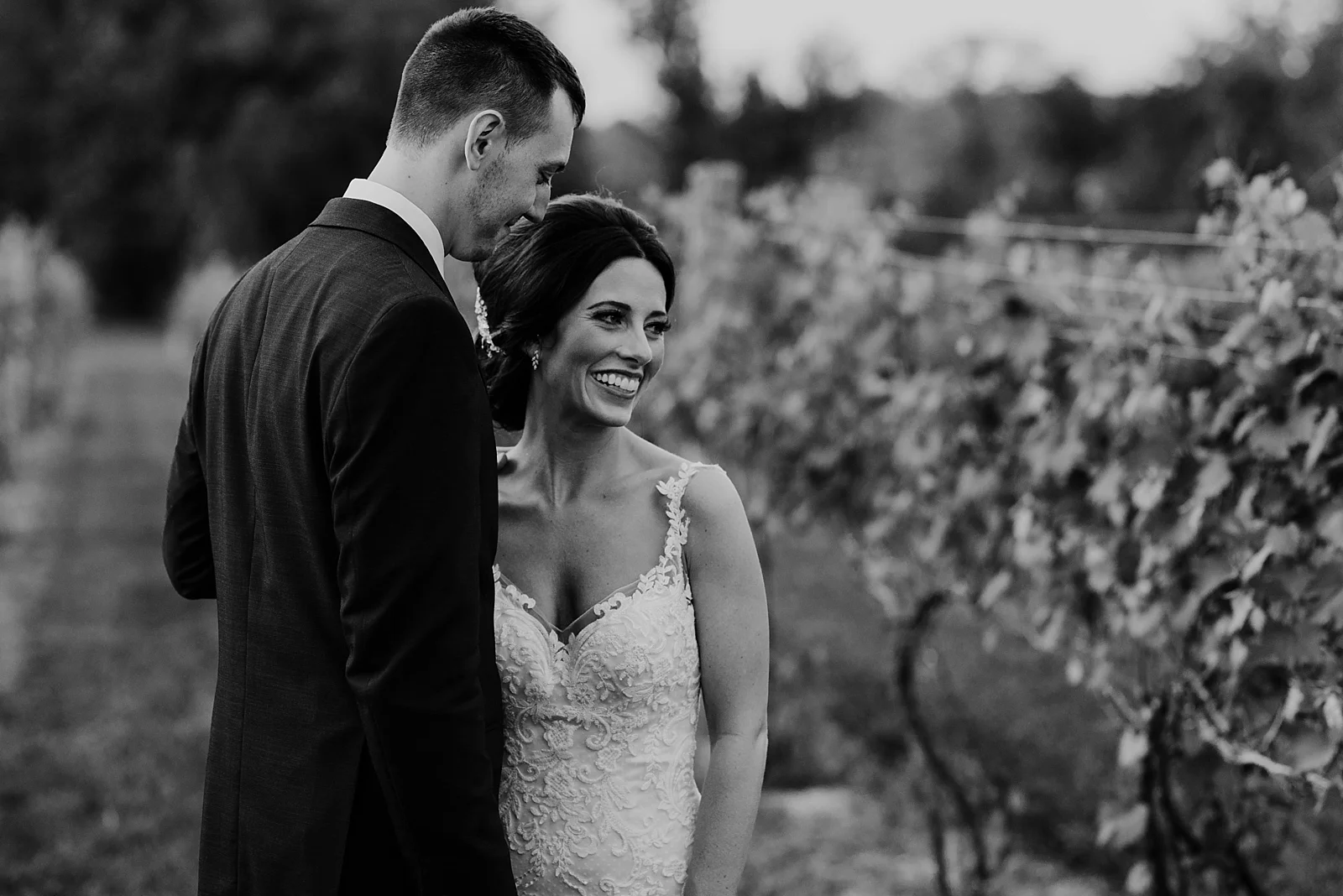 GervasiVineyardWedding-TheHeartlandersCo-JennaLee+Kyle-225.jpg