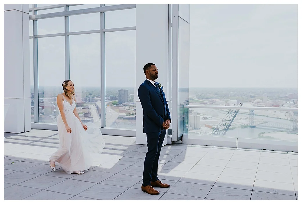 Aloft-Cleveland-Wedding_MJPHOTO_0100.jpg