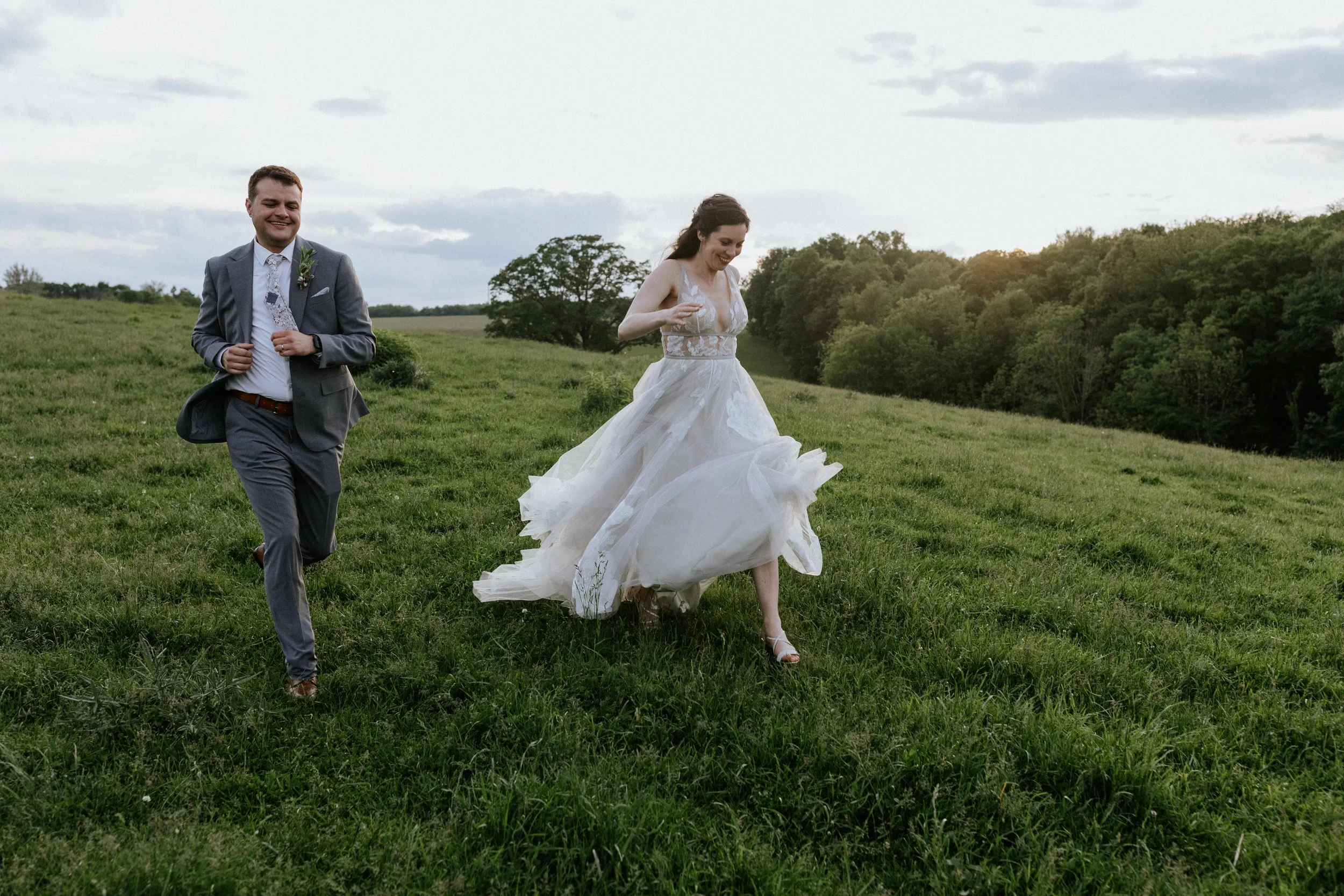 Two Ways to Experience Your Wedding Day:  First Look vs. Traditional Timeline