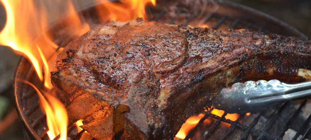 Grilling Steak.jpg