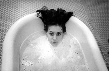 Ward 81, Oregon State Hospital, Salem, Oregon, 1976. Photography by Mary Ellen Mark