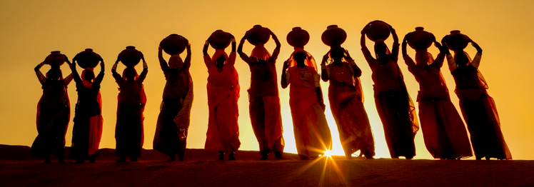 Waterbearers, Thar Desert, Rajastan, India
