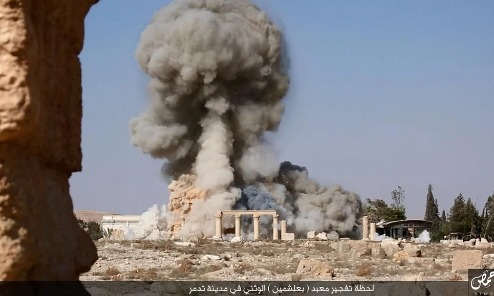 Moments when the temple of Baal Shamin was blown up. Photo by ISIS /Homs region.