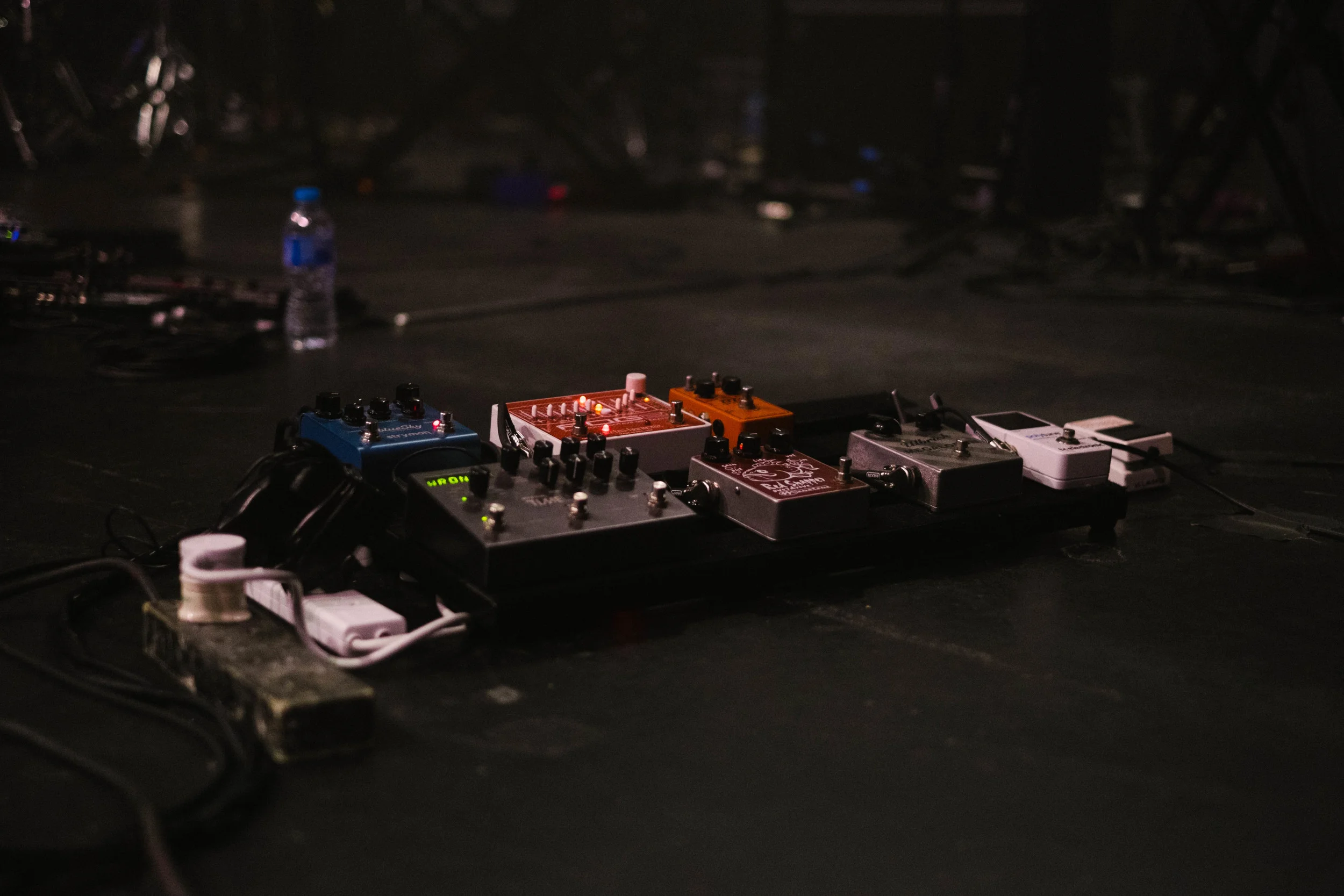 Equipments at Matt Corby's show in Electric Brixton, London, 2015