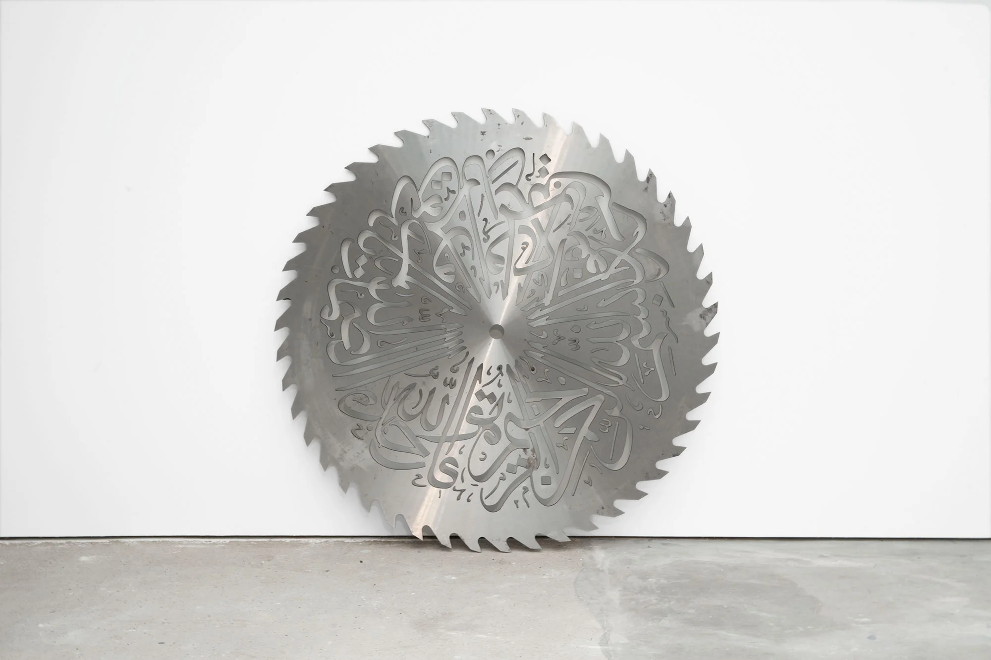 Between the lines , 2010, saw blade in steel, 150 cm. Courtesy of the artist and Goodman Gallery, Johannesburg-Cape Town. Photo credit: Mia Dudek