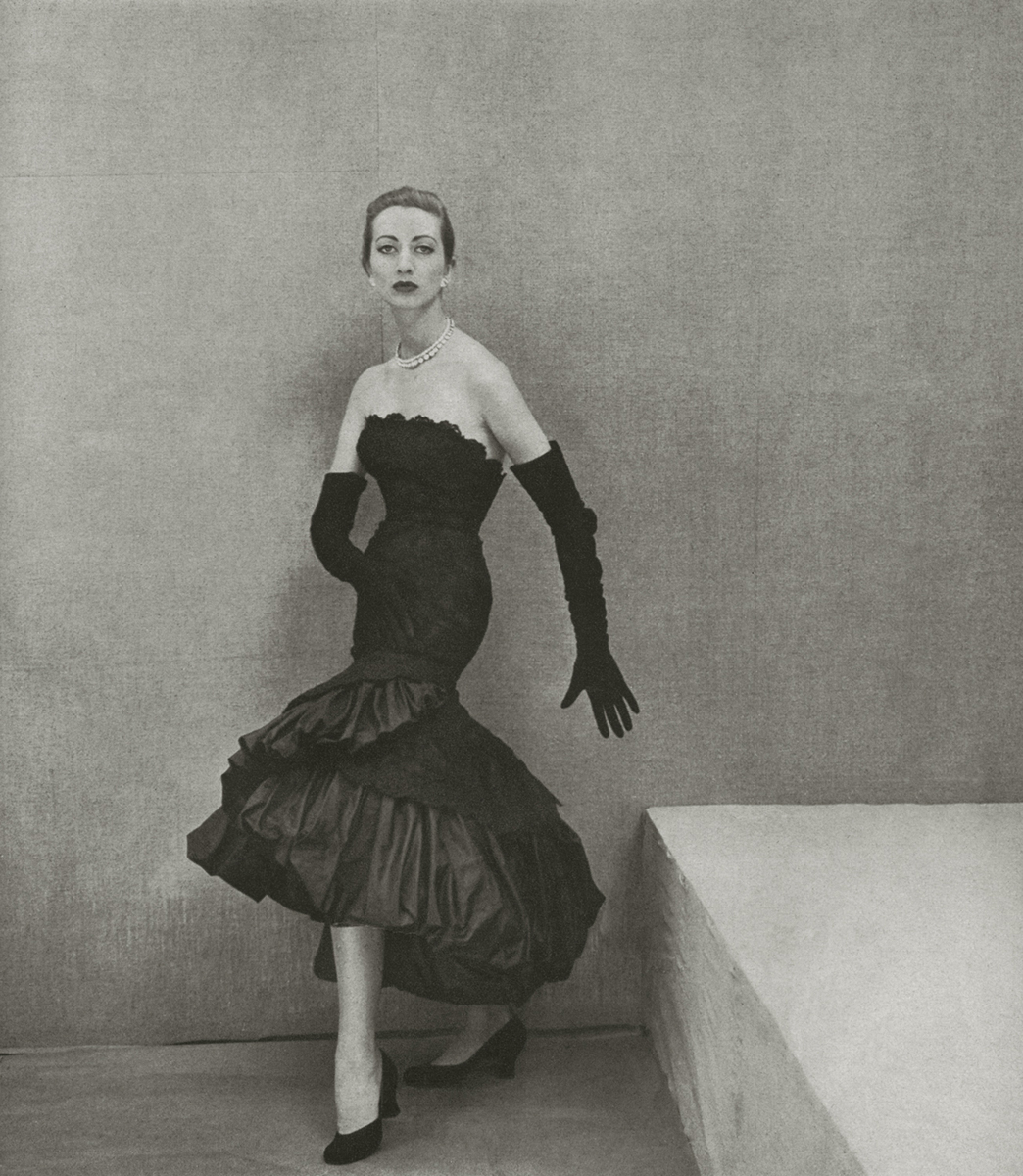 cristobal balenciaga 1950s fashion