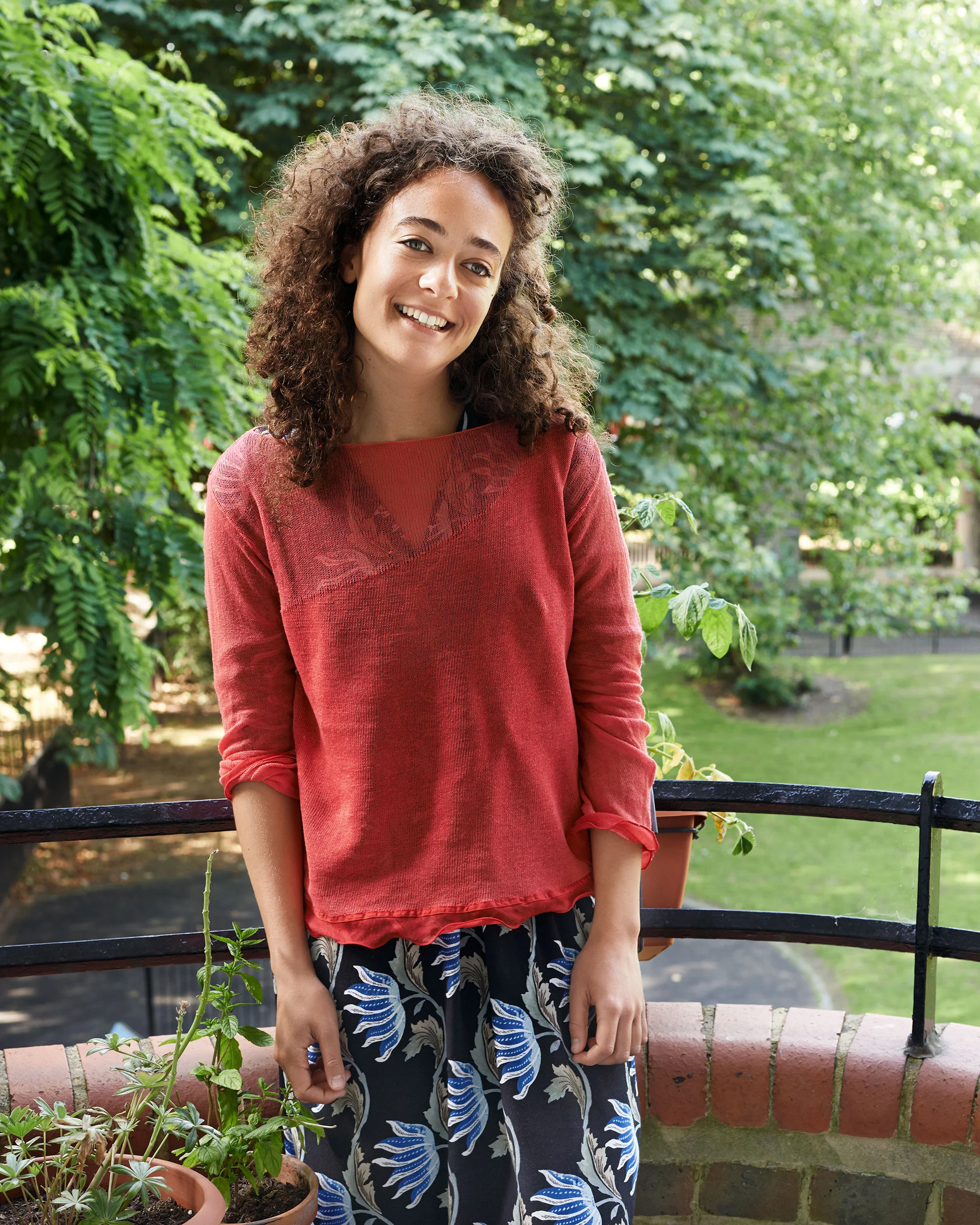 Miss Pascale Morrison Derbyshire Pascale, aged 25, daughter of three to Jenny Morrison and Alan Derbyshire, a solicitor, and an art restorer of Crystal Palace. Pascale trained as an actor at the Oxford School of Drama, where she developed a passion for clowning. She works with different local authorities as a community engagement officer, and has been part of a show called That’s Not Funny , which responds to mental illness through comedy. The clown is seen as a “super ego” bringing forth and exaggerating isolated parts of the personality. Pascale is drawn to puppetry and made her first puppet from bits of rubbish.