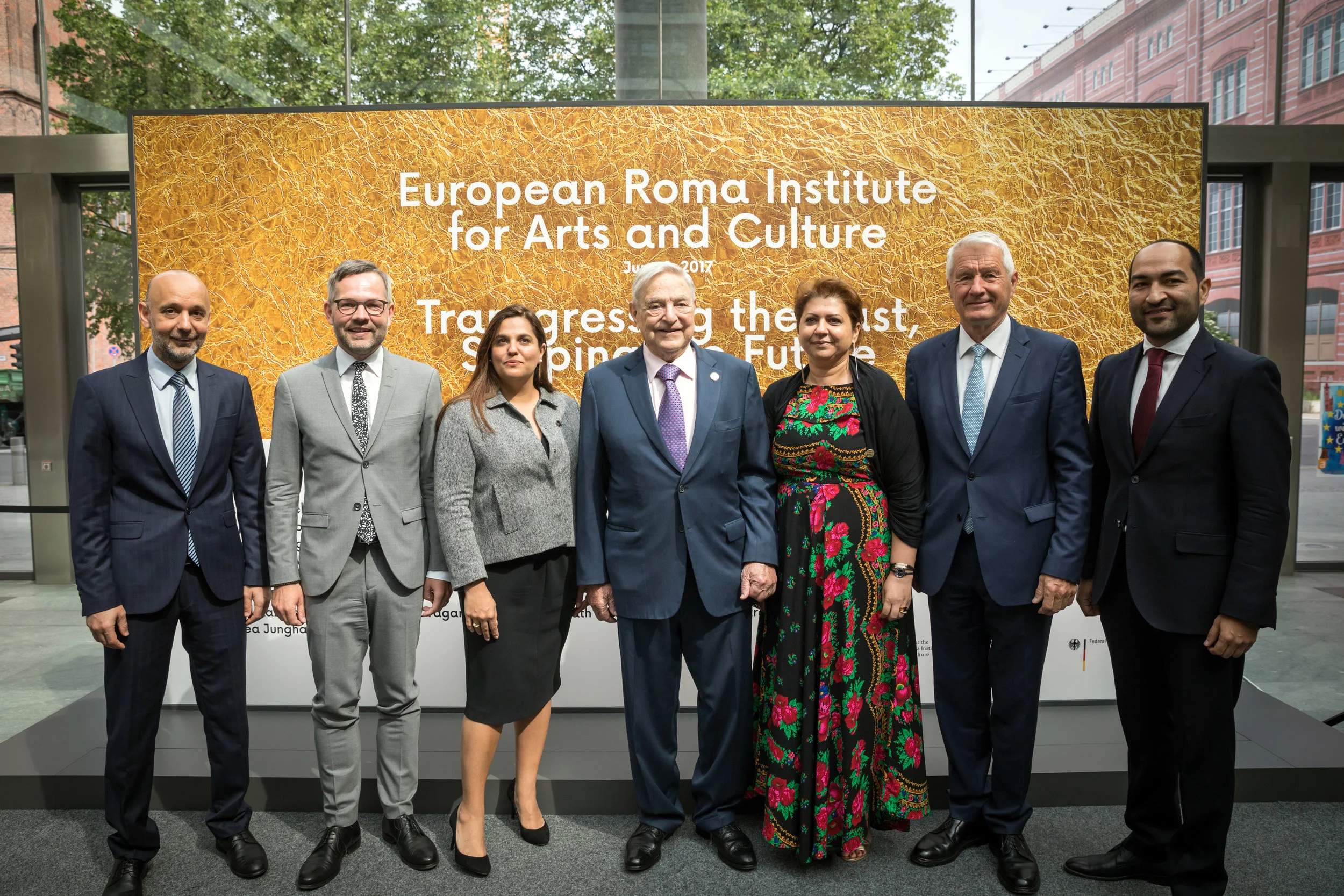 Founders of the European Roma Institute for Arts and Culture during the launching event of the European Roma Institute for Arts and Culture. Berlin, June 8th, 2017. Pictured, from left to right, Nicolae Valeriu; Michael Roth, Minister of State for Europe at the Foreign Ministry of the Federal Republic of Germany; Timea Junghaus, Executive Director of ERIAC; George Soros, chair of the Open Society Foundations; Nicoleta Bitu, Member of the Board of the ERIAC; Thorbjørn Jagland, Secretary General of the Council of Europe and ; Željko Jovanović, chair of the board of ERIAC. © Gordon Welters/Laif for the Open Society Foundations.