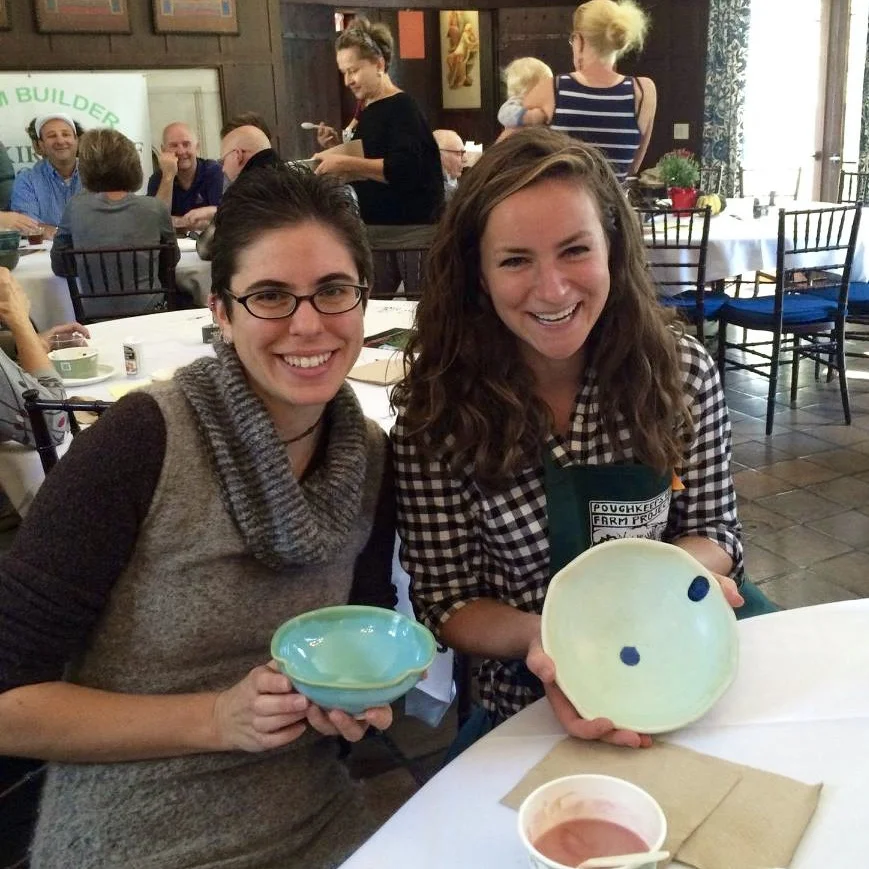 Jamie and Ellie show off their beautiful new bowls!