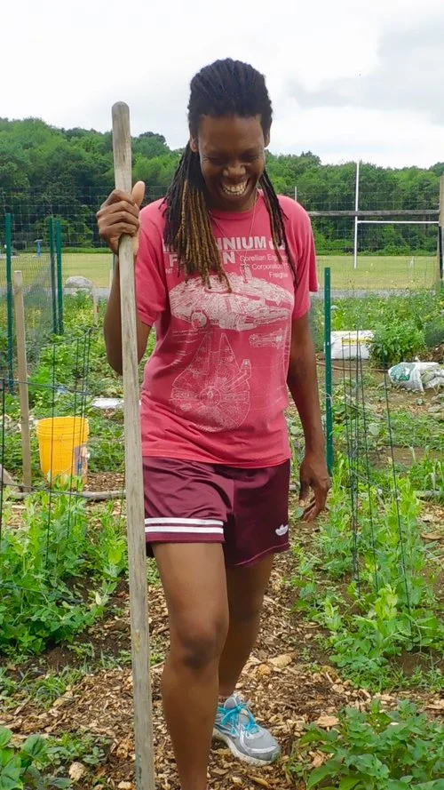 I enjoy growing zucchini, kale, beans, raspberries, and potatoes. In Poughkeepsie Farm Project's Junior Chefs Cooking Club, my daughter learned to make salsa, so I like to grow tomatoes that my daughter can use to make salsa with her friends!