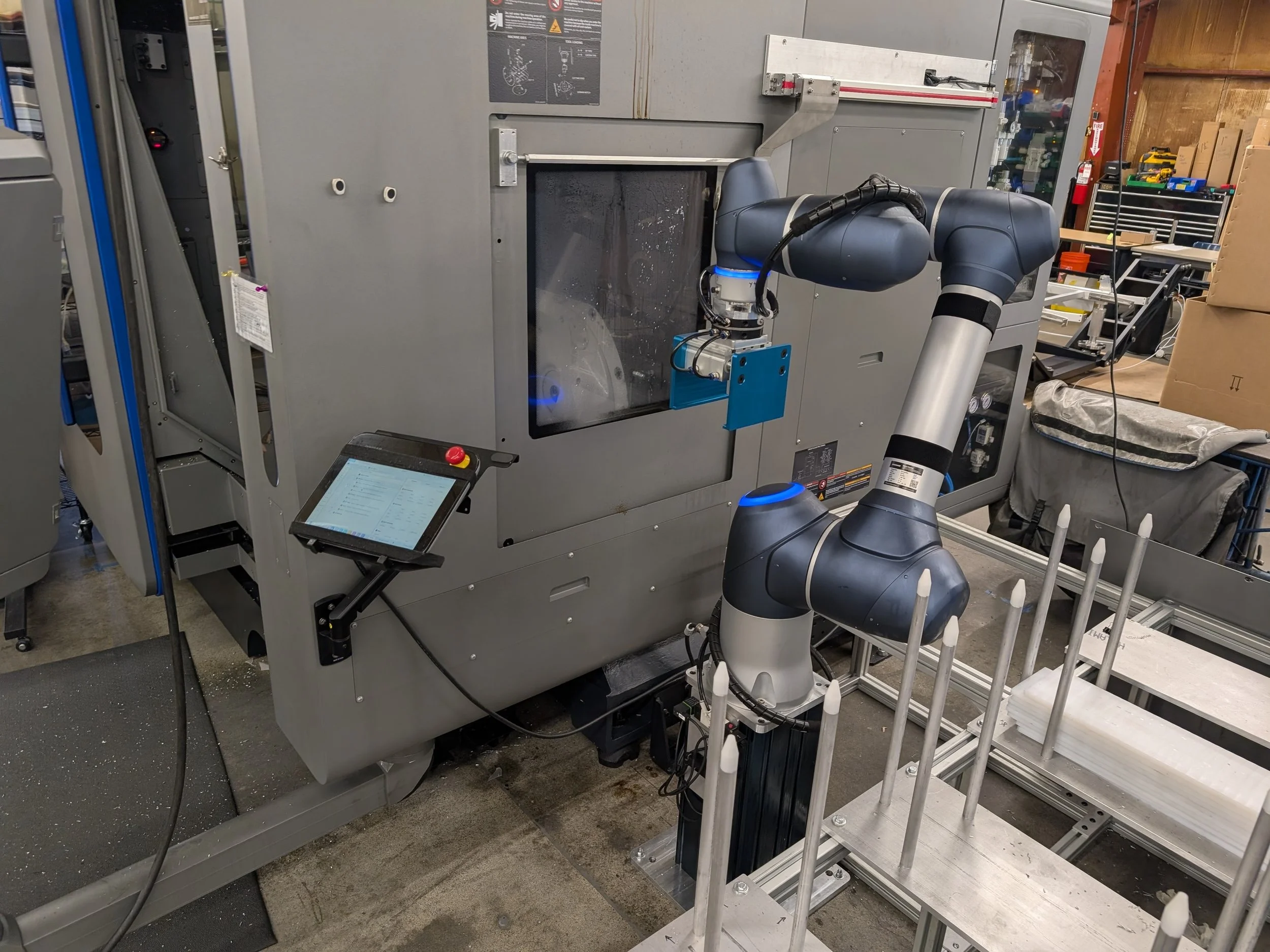 Doosan H2515 robot loader for DVF 5000