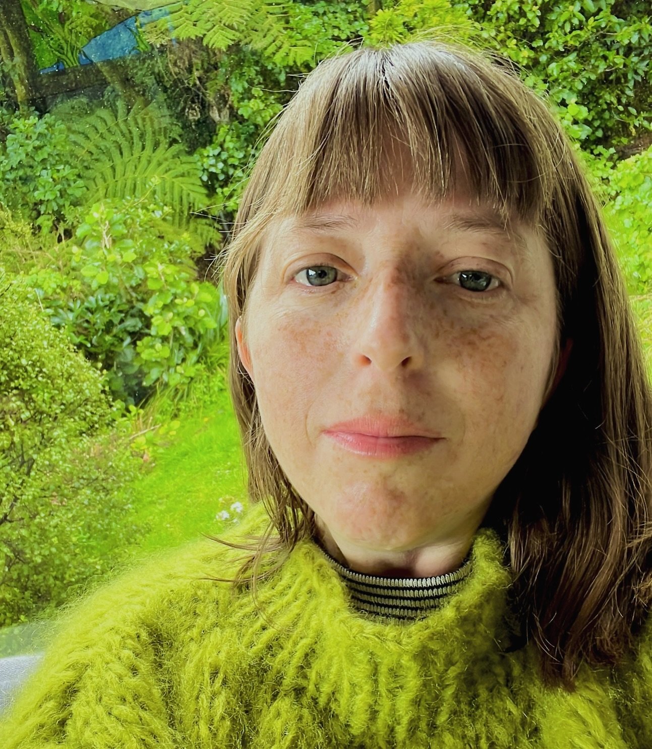 Hello! X

Just popping onto the grid from amid the newborn haze, because a song I wrote with Jol and Georgia at @apraamcosnz songhubs and finished with the band got funding today which means we can bring it to life in all the shimmering colours we im
