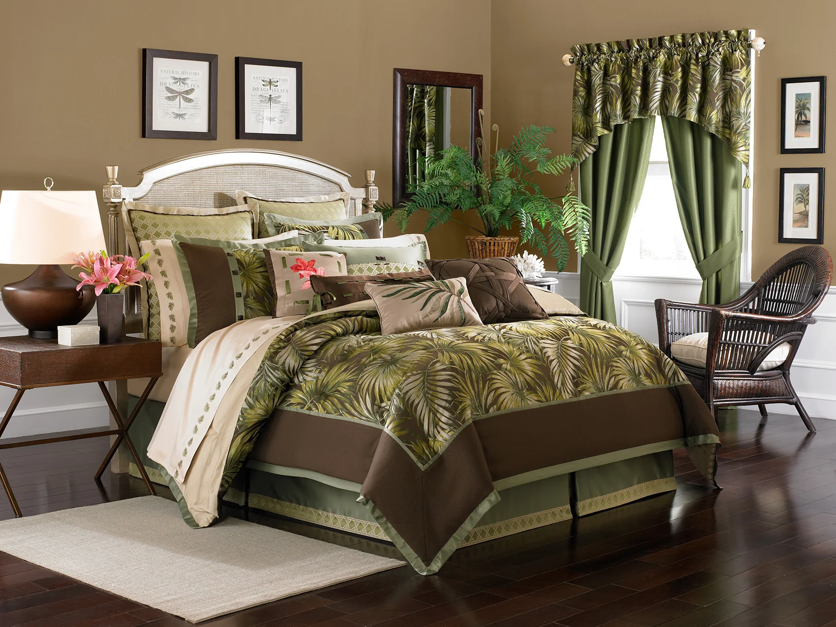 Palm Springs: Reba McEntire Reversible bedding for Dillard's