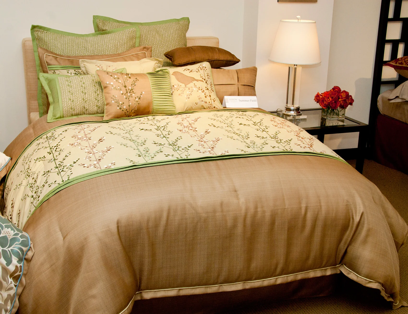 Summerfield: Embroidered Comforter Set for Market