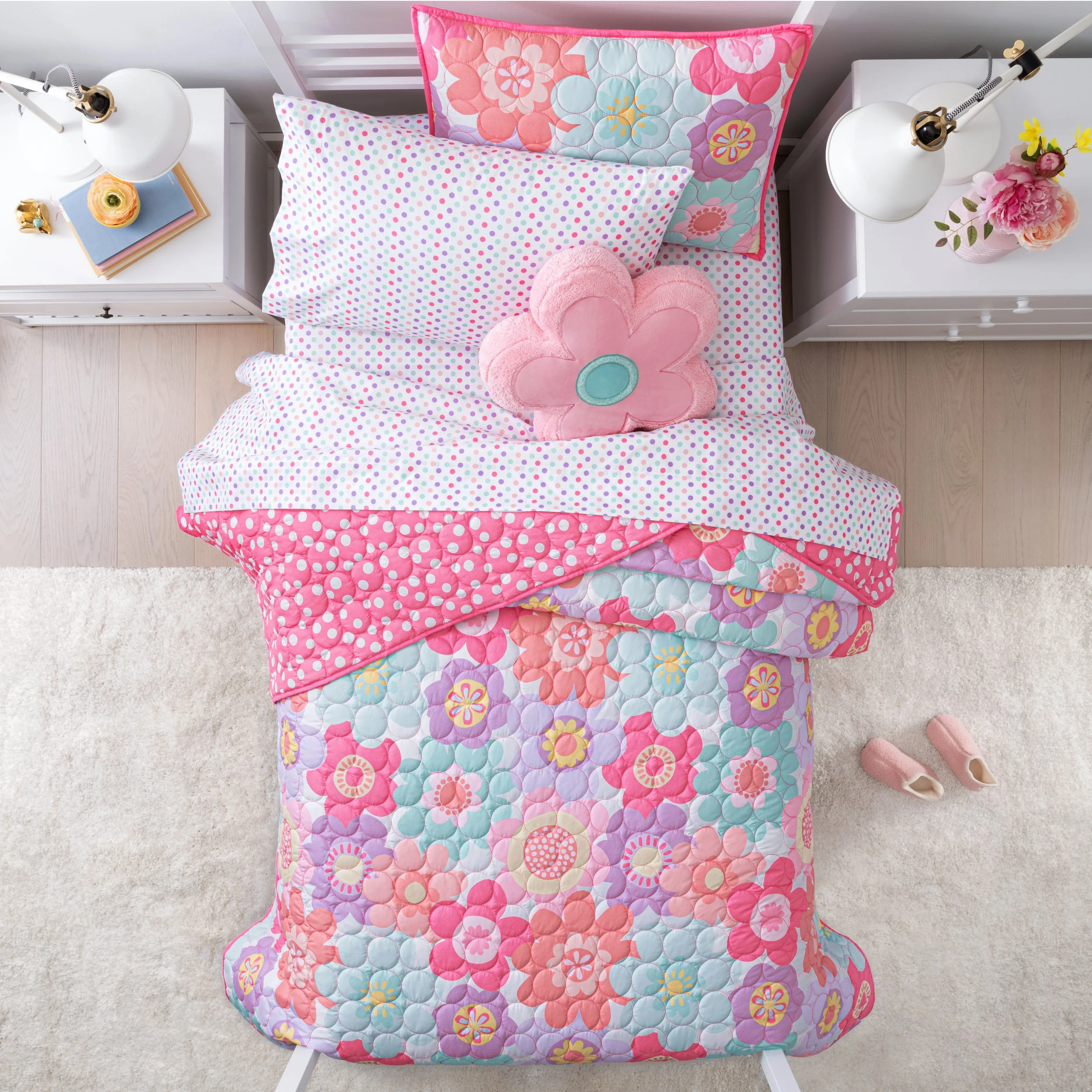 Faye Floral Quilt