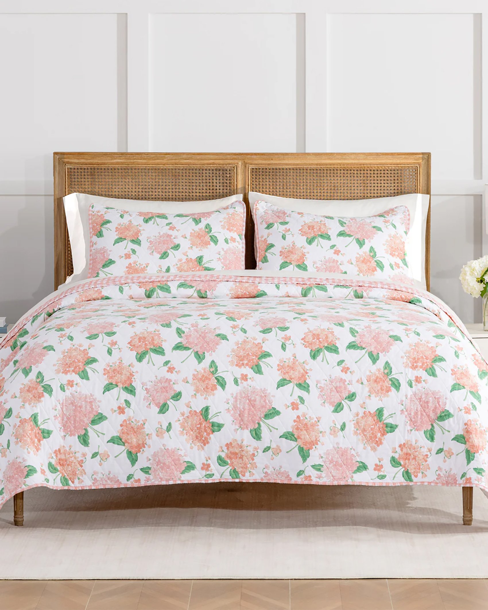Olivia Hydrangea Quilt
