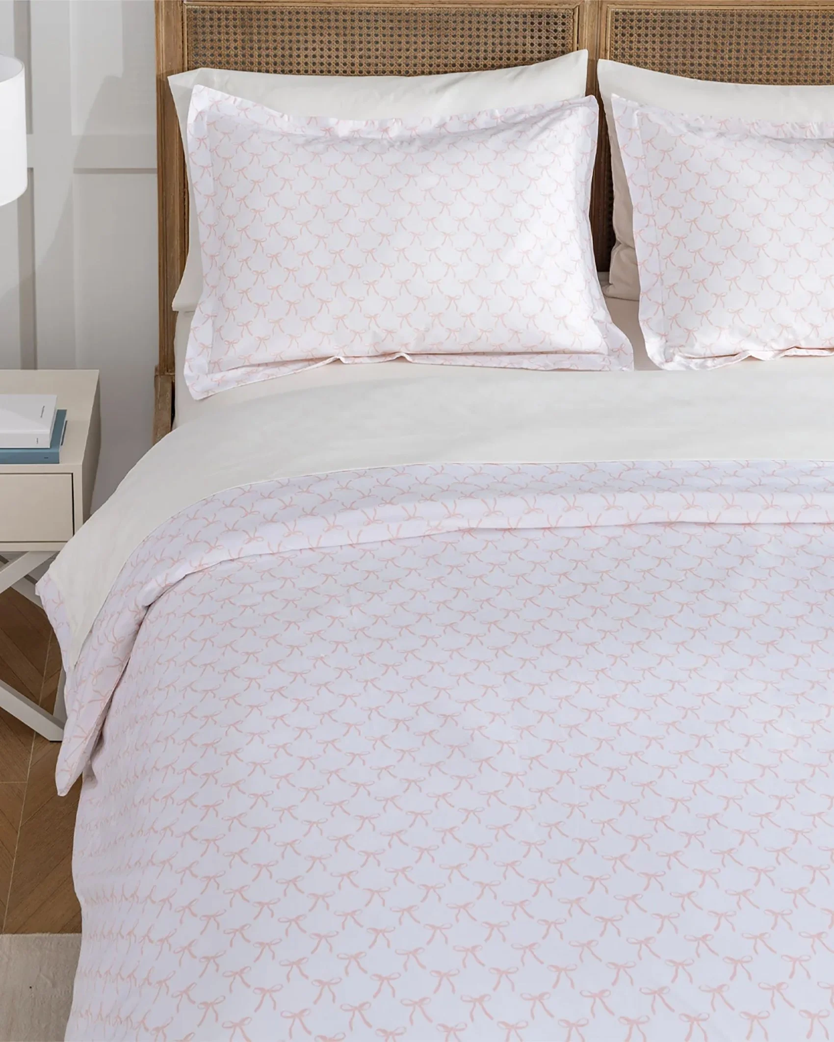Jaime Placed Bow Duvet