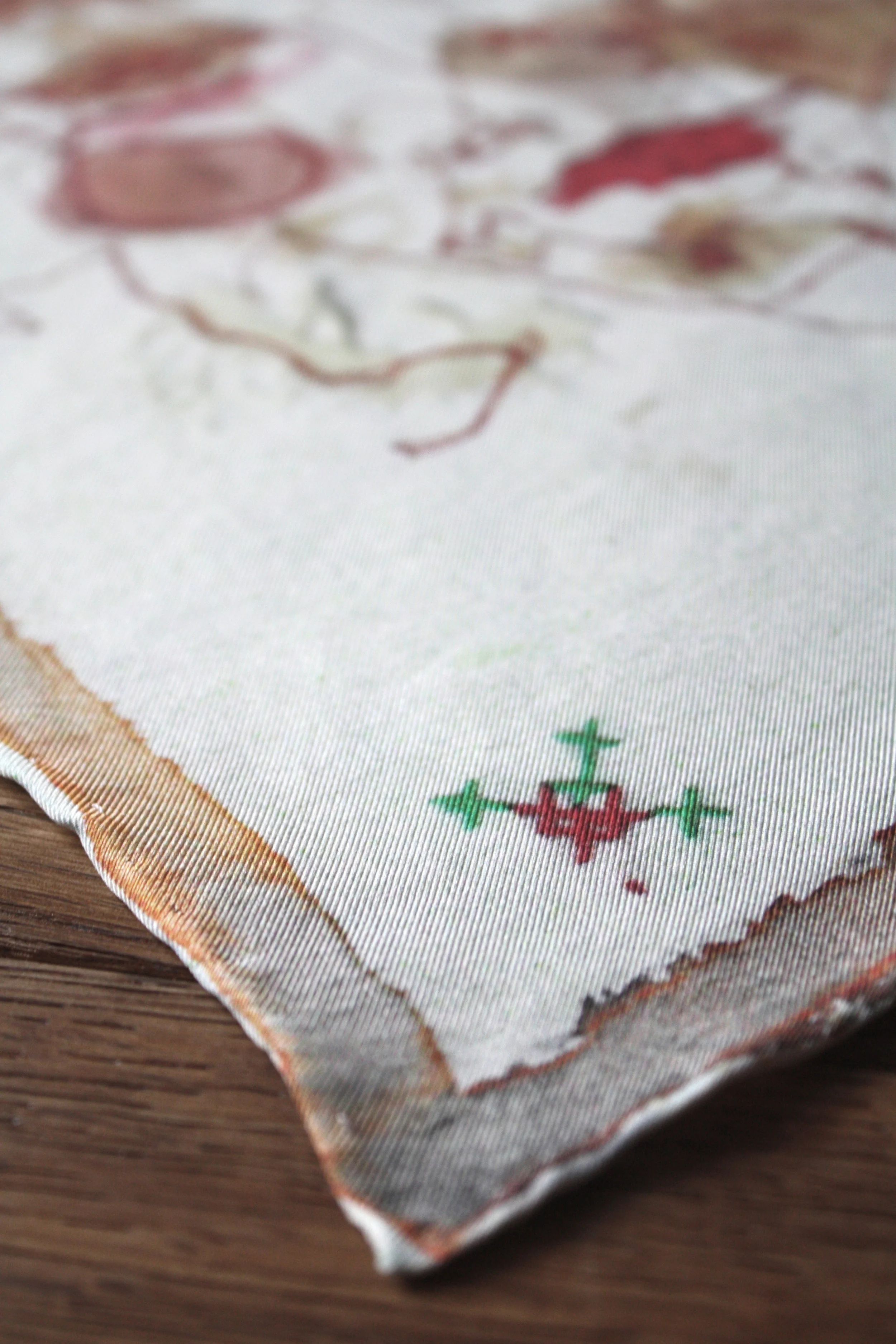 Sunday morning flowers - Pocket Square edge