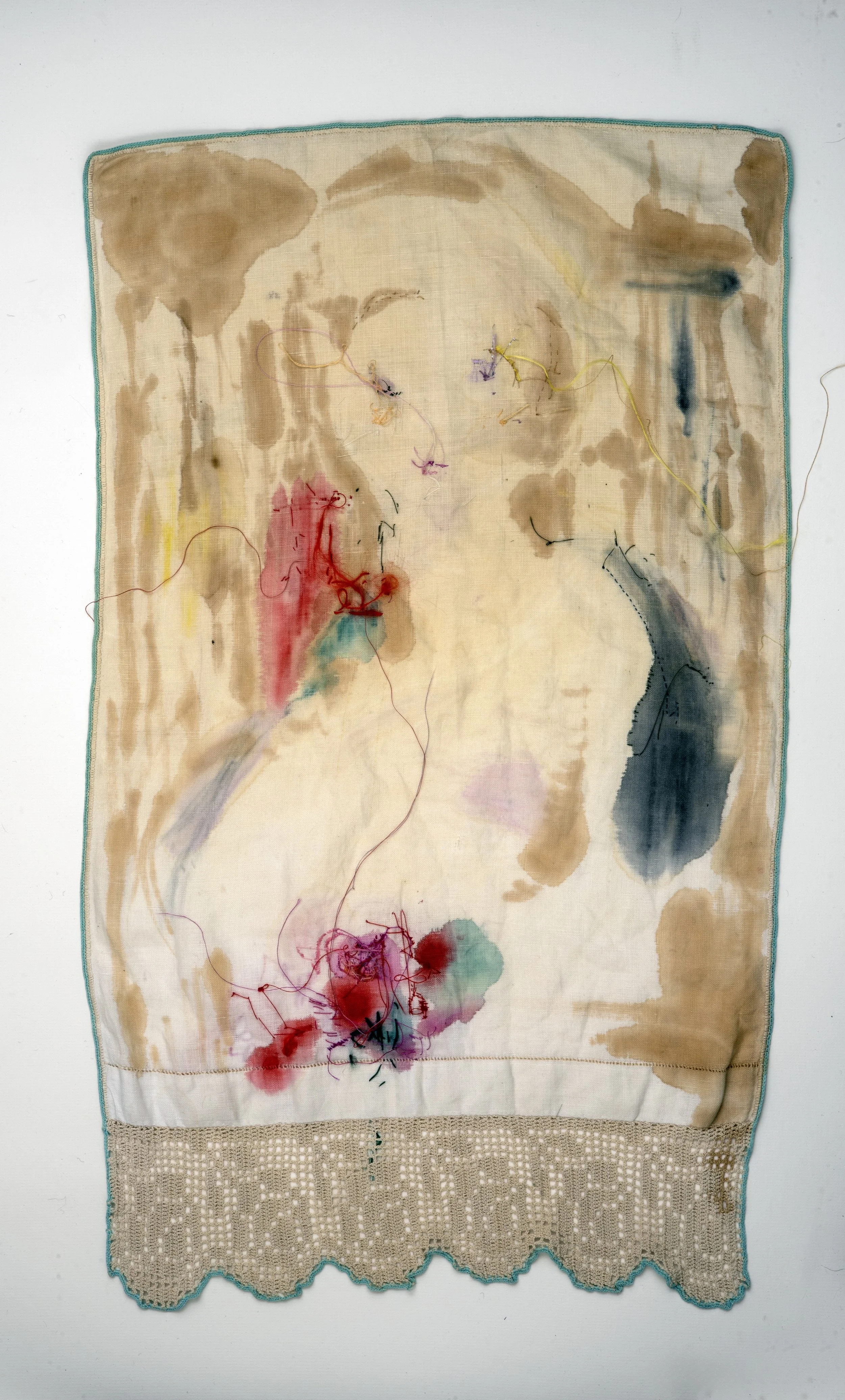 Red Aunt Paris Hood (2024) 