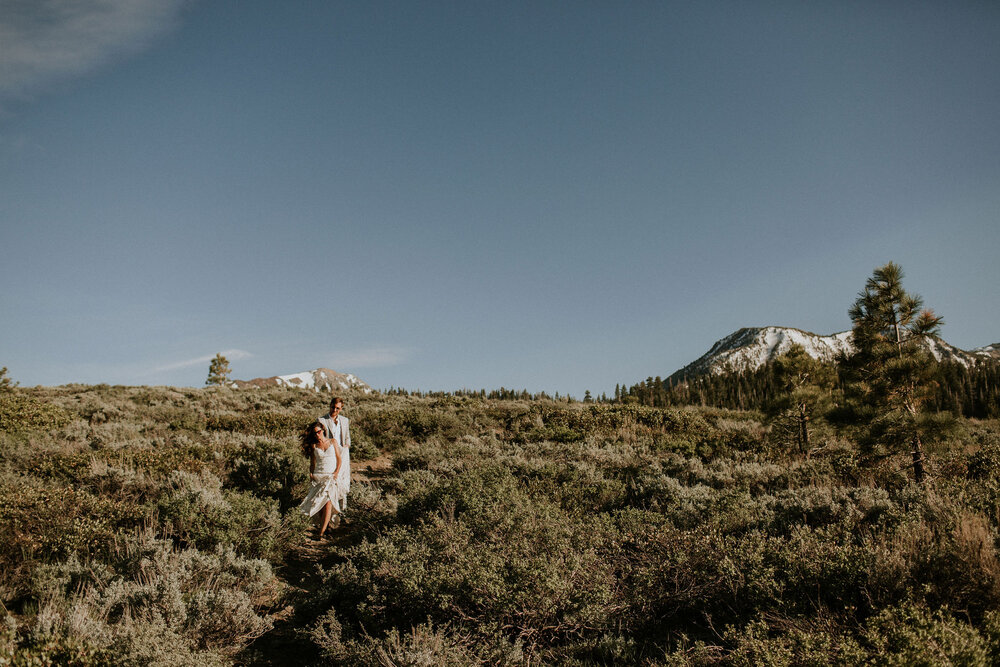 jamilaree-mammoth-easternsierras-elopement-20.jpg