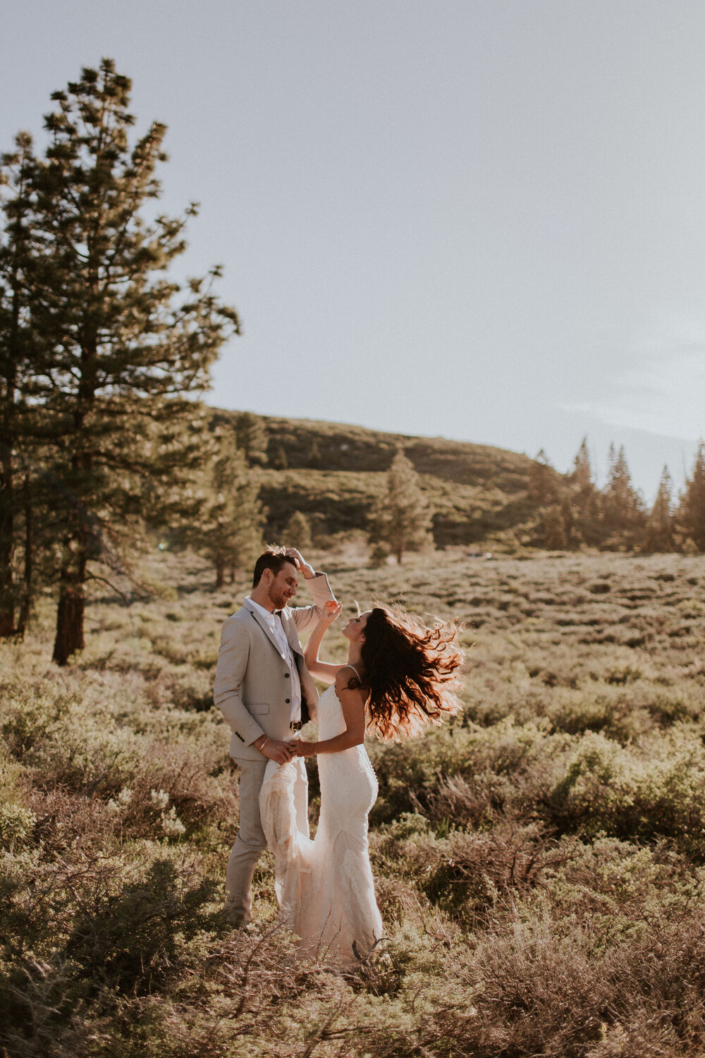 jamilaree-mammoth-easternsierras-elopement-47.jpg