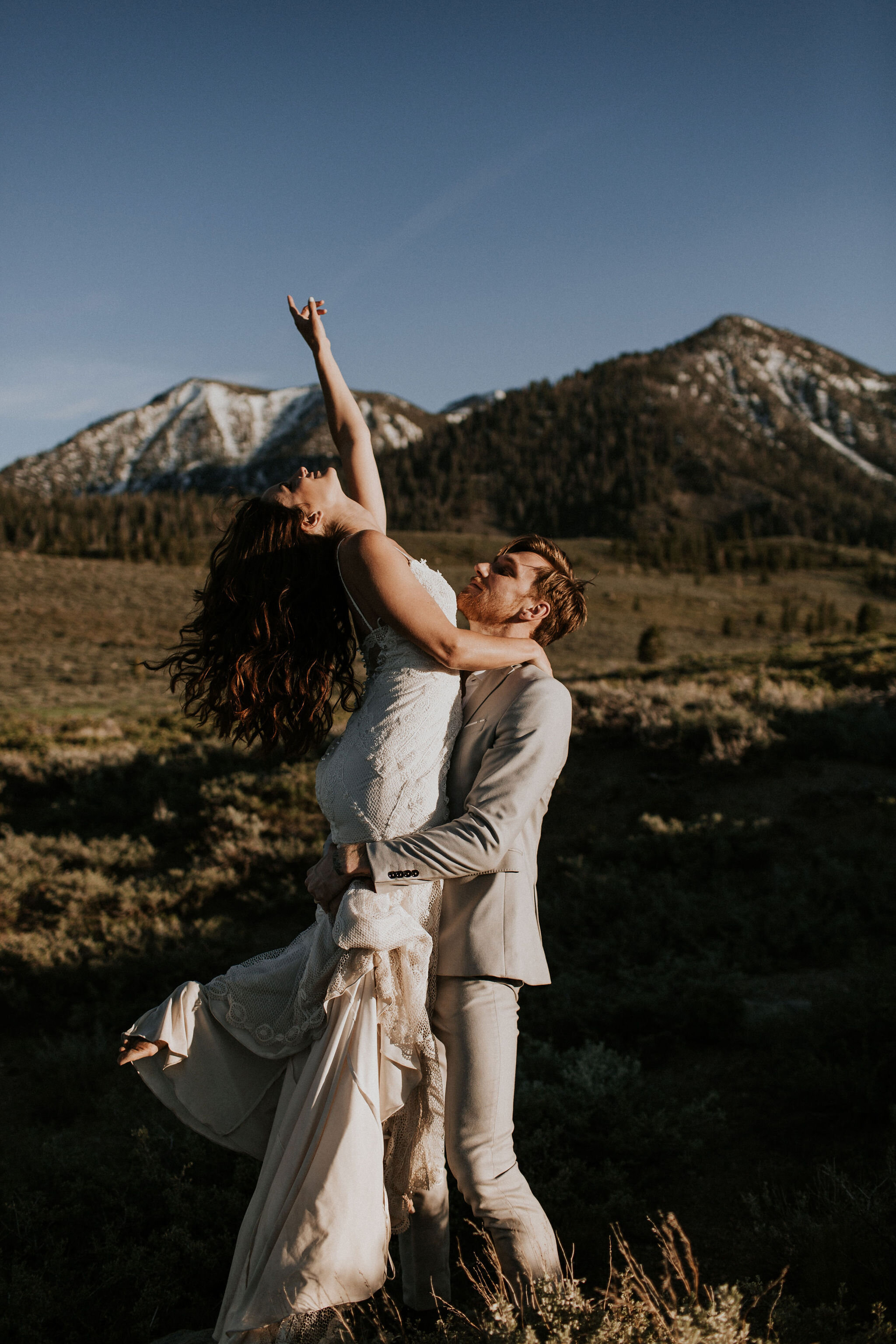 jamilaree-mammoth-easternsierras-elopement-183.jpg