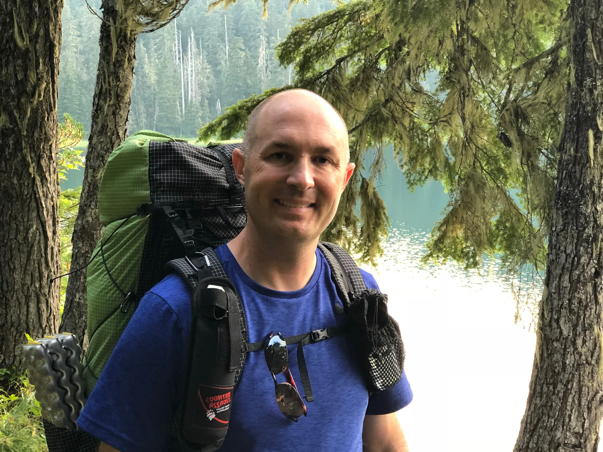 Hiking Twin Lakes, Mount Hood Wilderness. (2018)
