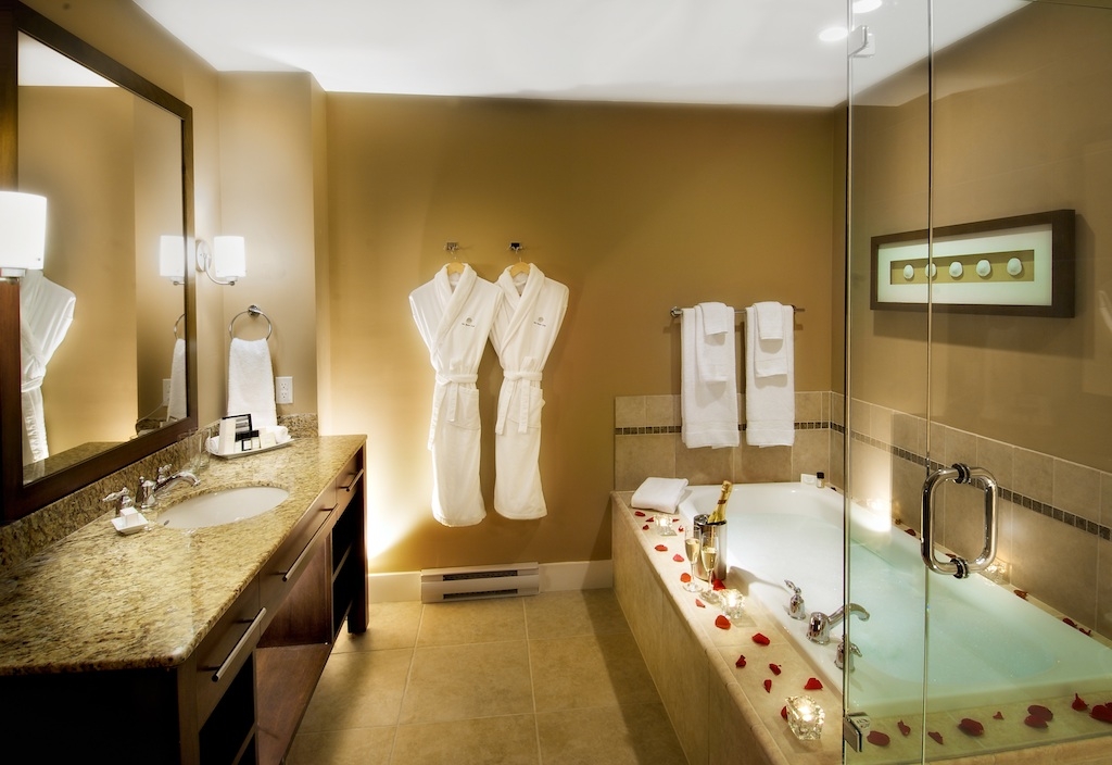 Pamper Yourself: Indulgent Spa-Like Bathrooms at The Beach Club Resort