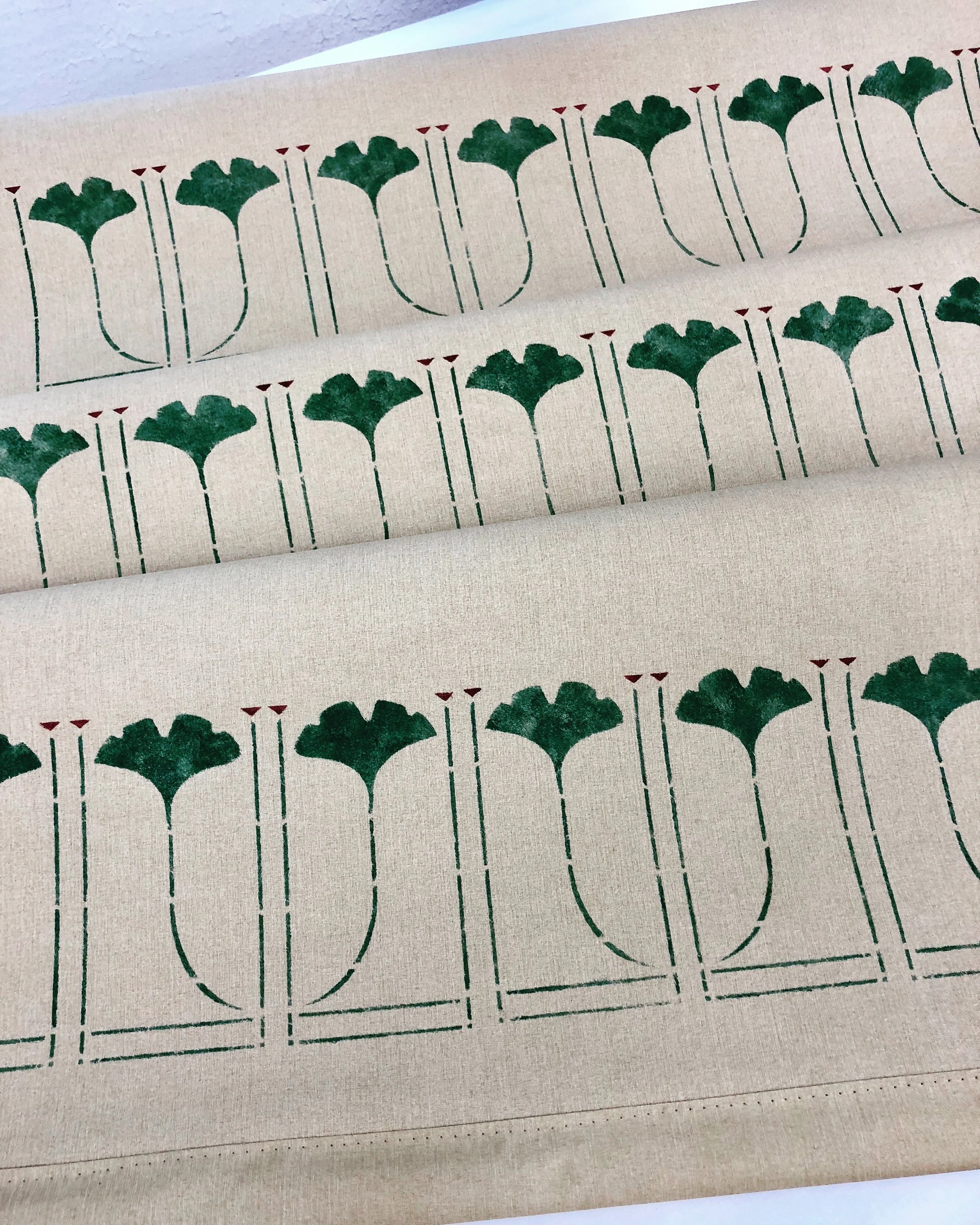 small gingko border in forest mahogany triangles.jpg