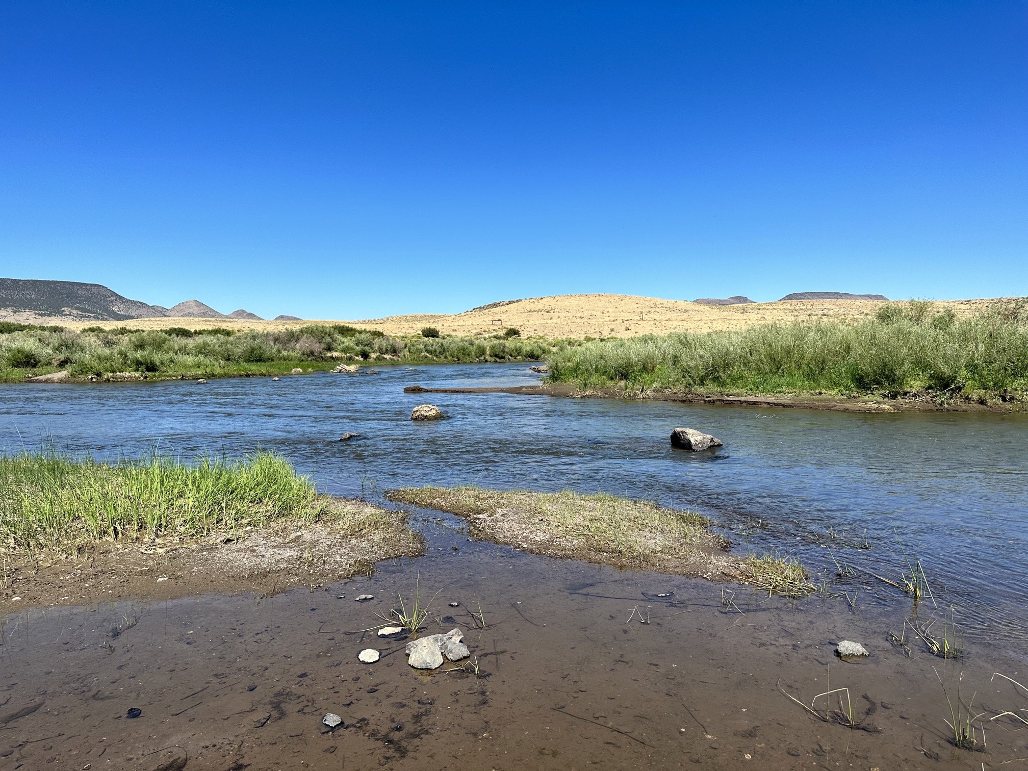 The Rio Grande River is just 2.5 miles away!