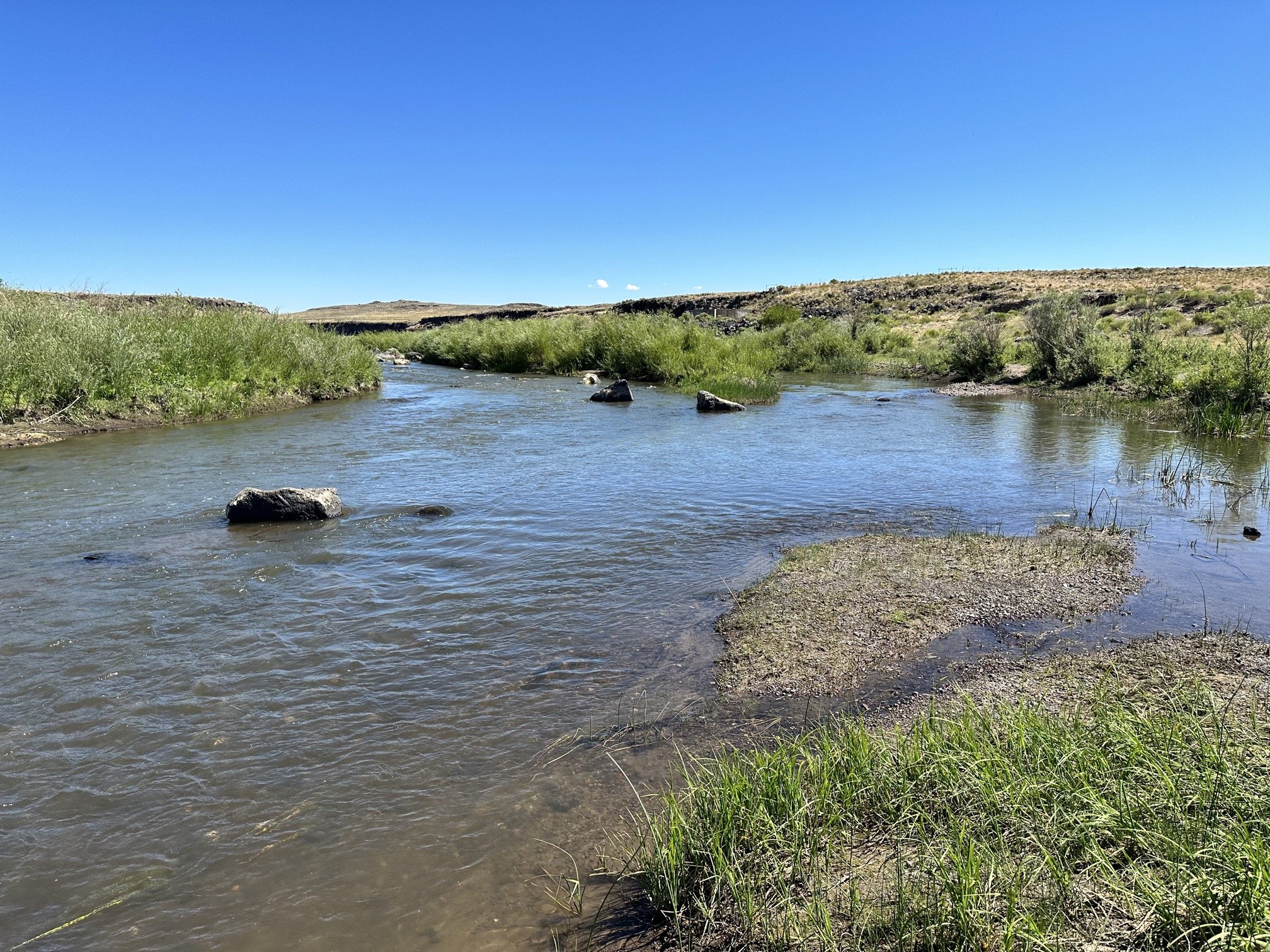 The Rio Grande River is just 2.5 miles away!