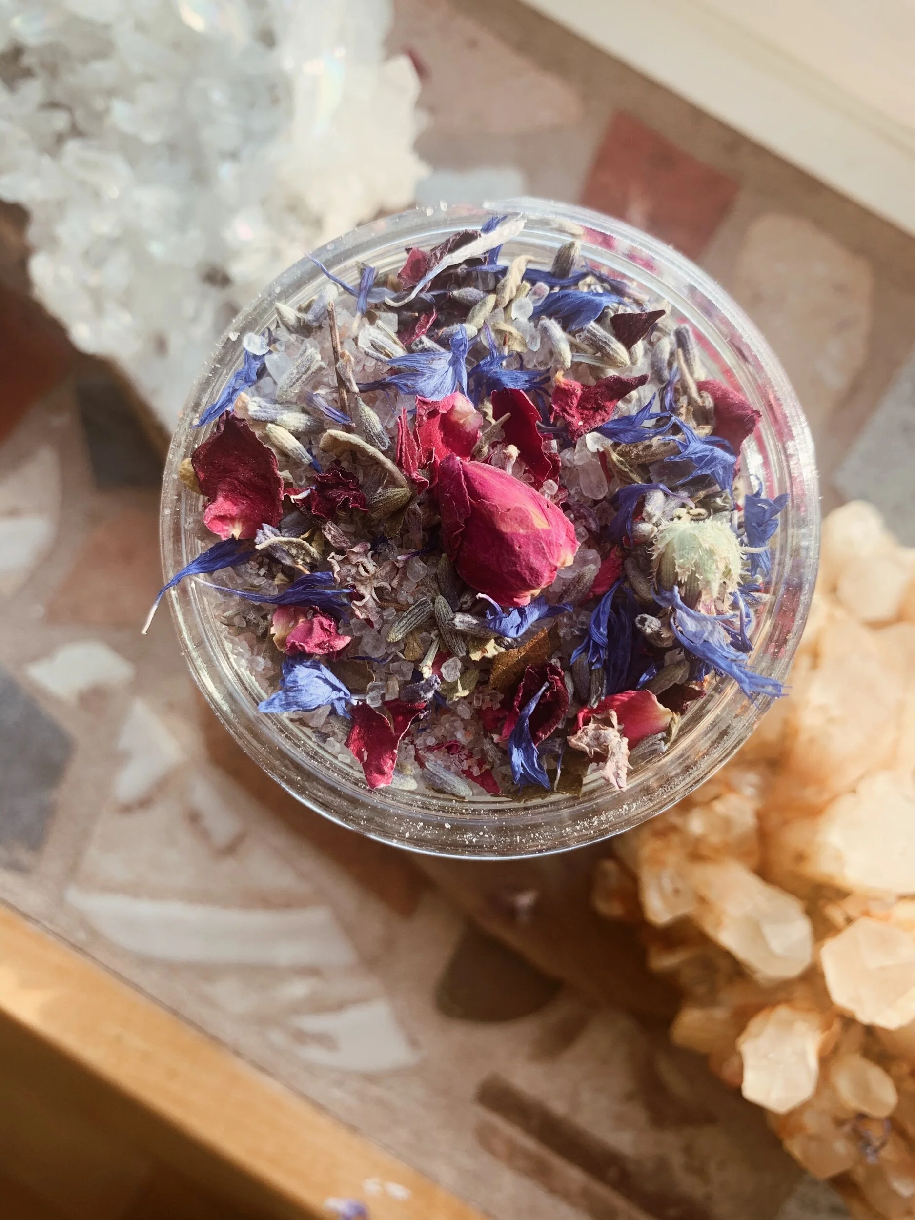 51805E33-3661-433A-AFEF-E805B6EBBBF3