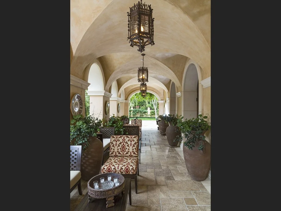 BeverlyHillsMediterranean06.jpg