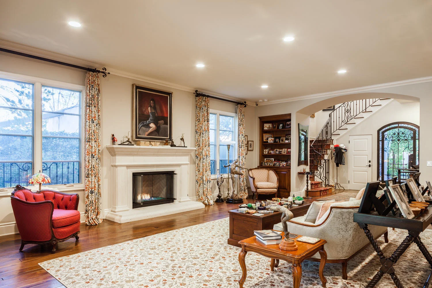 06 Classic Montecito Spanish-large-006-Great Room-1500x1000-72dpi_1.jpg