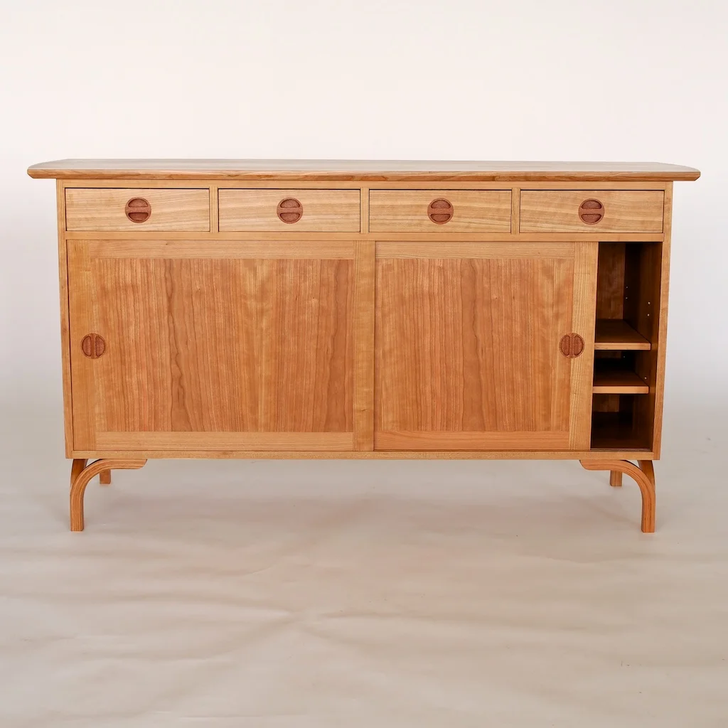 Credenza 5.jpg