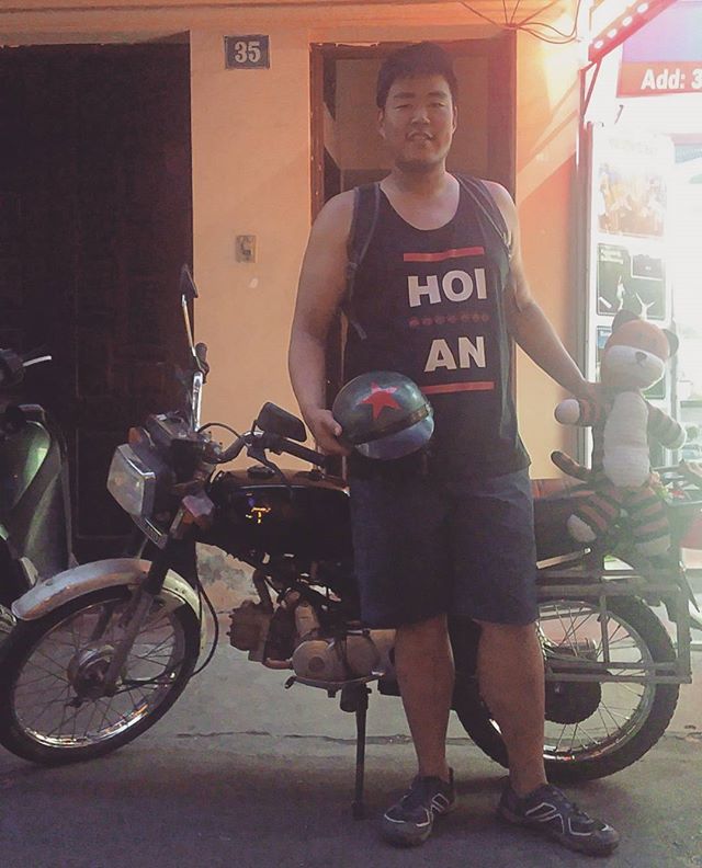 2500km, gas leak in the 🌄 of Phong Nha, oil changes, breakdowns, many bowls and plates of 🍲🍛, rice fields, caves, beaches later 🐯 and I made it to Hanoi!
Now Loo is still on her own adventure with her next owner.