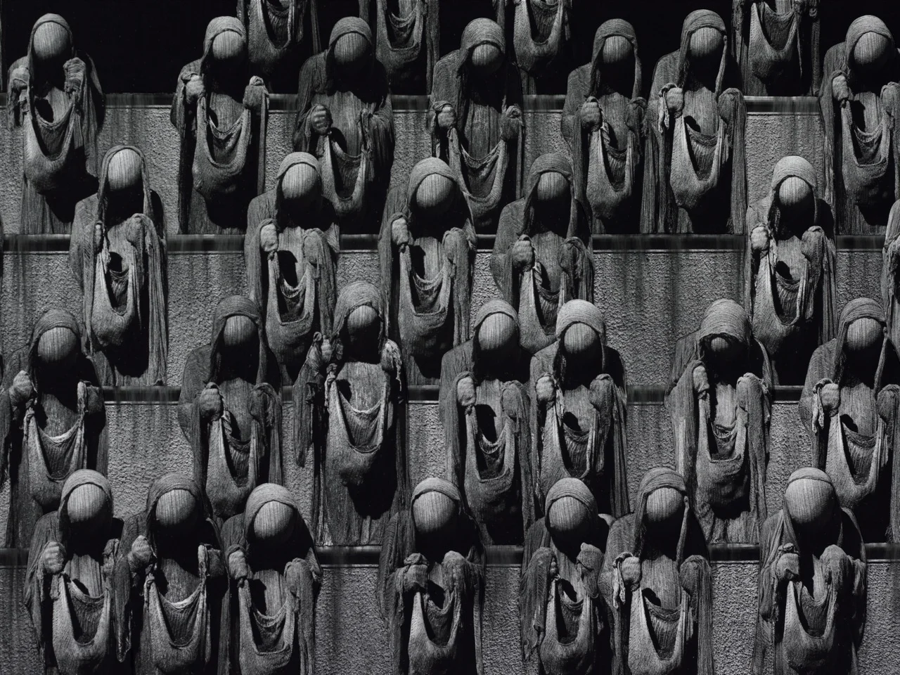 NewCrowd41Fragment.jpg
