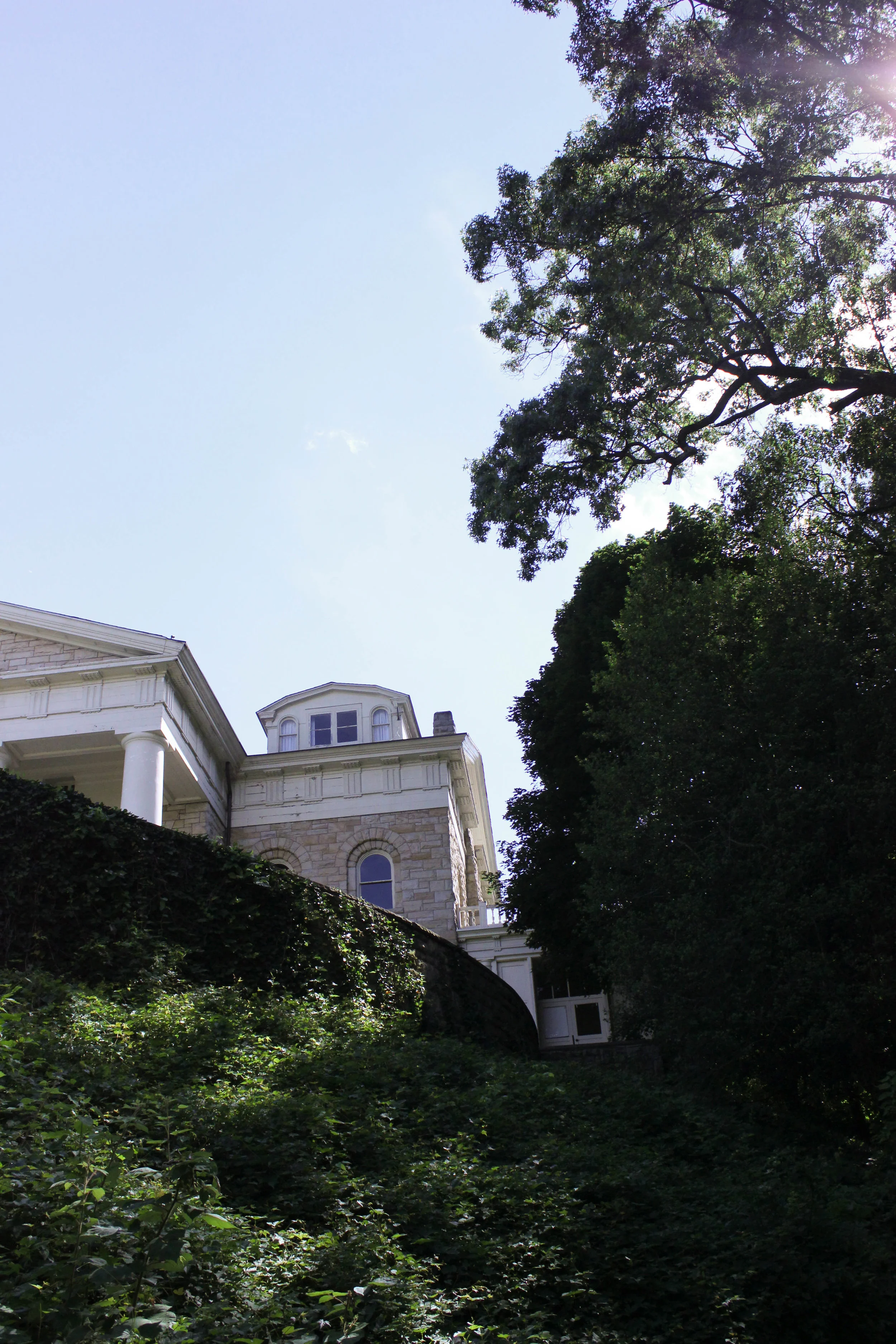 mansion-5012.jpg
